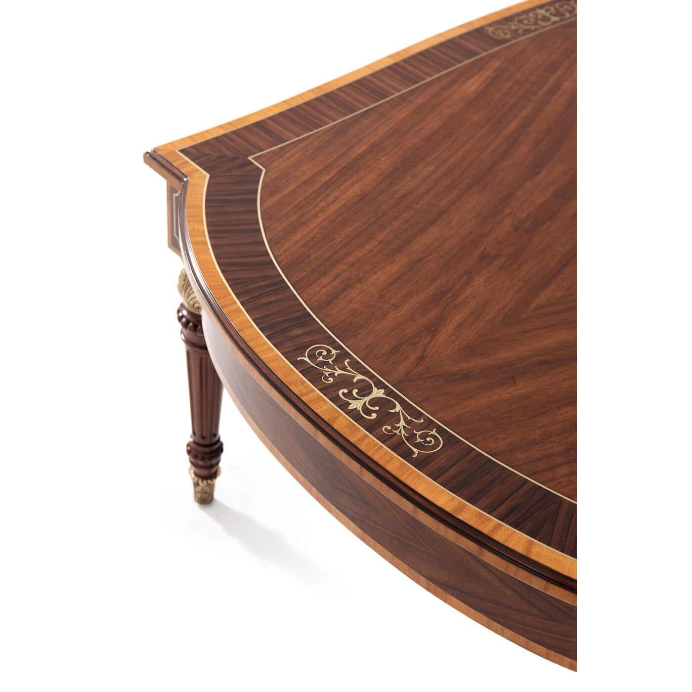 Laiton Table basse marquetée de style Régence en vente