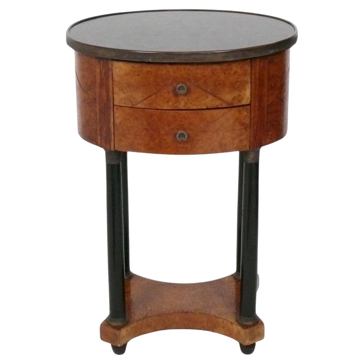 Regency Style Italian Marble Top Oval End Table or Nightstand For Sale