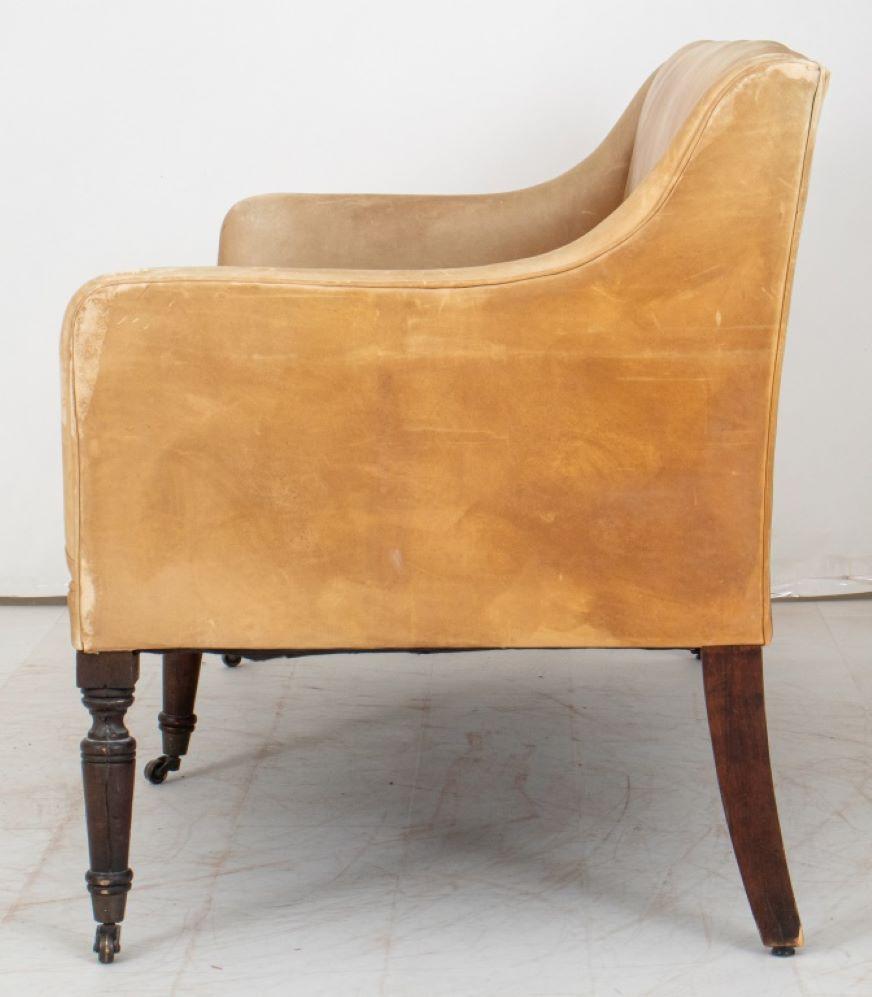 Canapé en cuir Upholstering Style Regency Bon état - En vente à New York, NY
