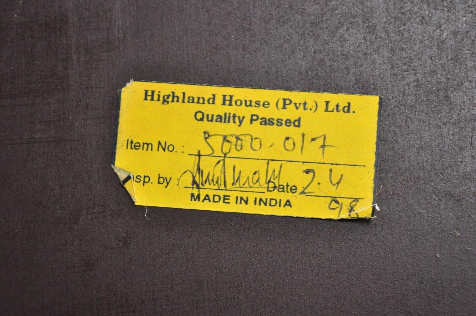 Acajou Table d'appoint de style Régence en acajou brun avec cuir estampé par Highland House en vente