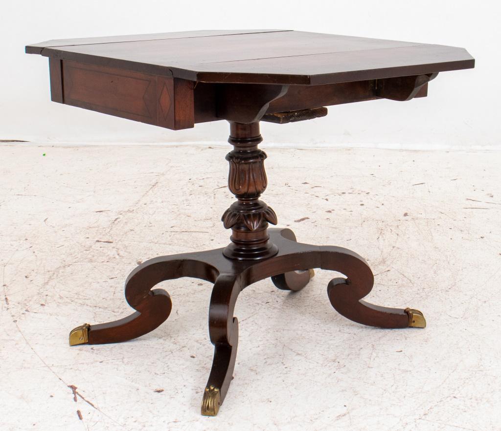 Regency Style Mahogany Drop-Leaf Table For Sale 3