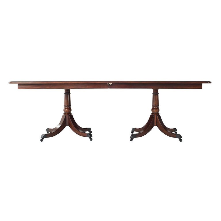 Regency Style Mahogany Extending Dining Table In New Condition For Sale In Westwood, NJ