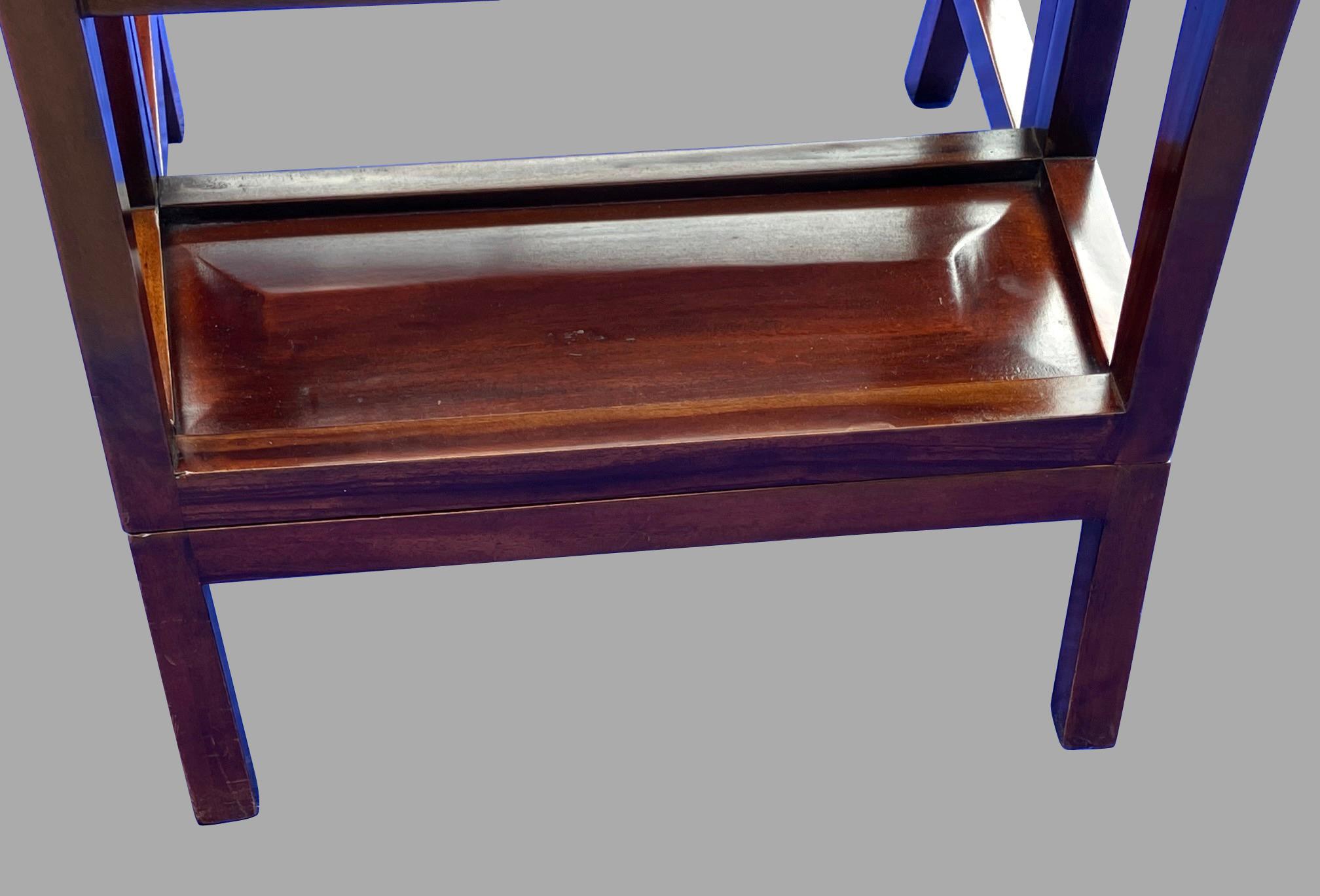 Sedia da biblioteca metamorfica in stile Regency in mogano con quattro gradini rivestiti in pelle in vendita 8