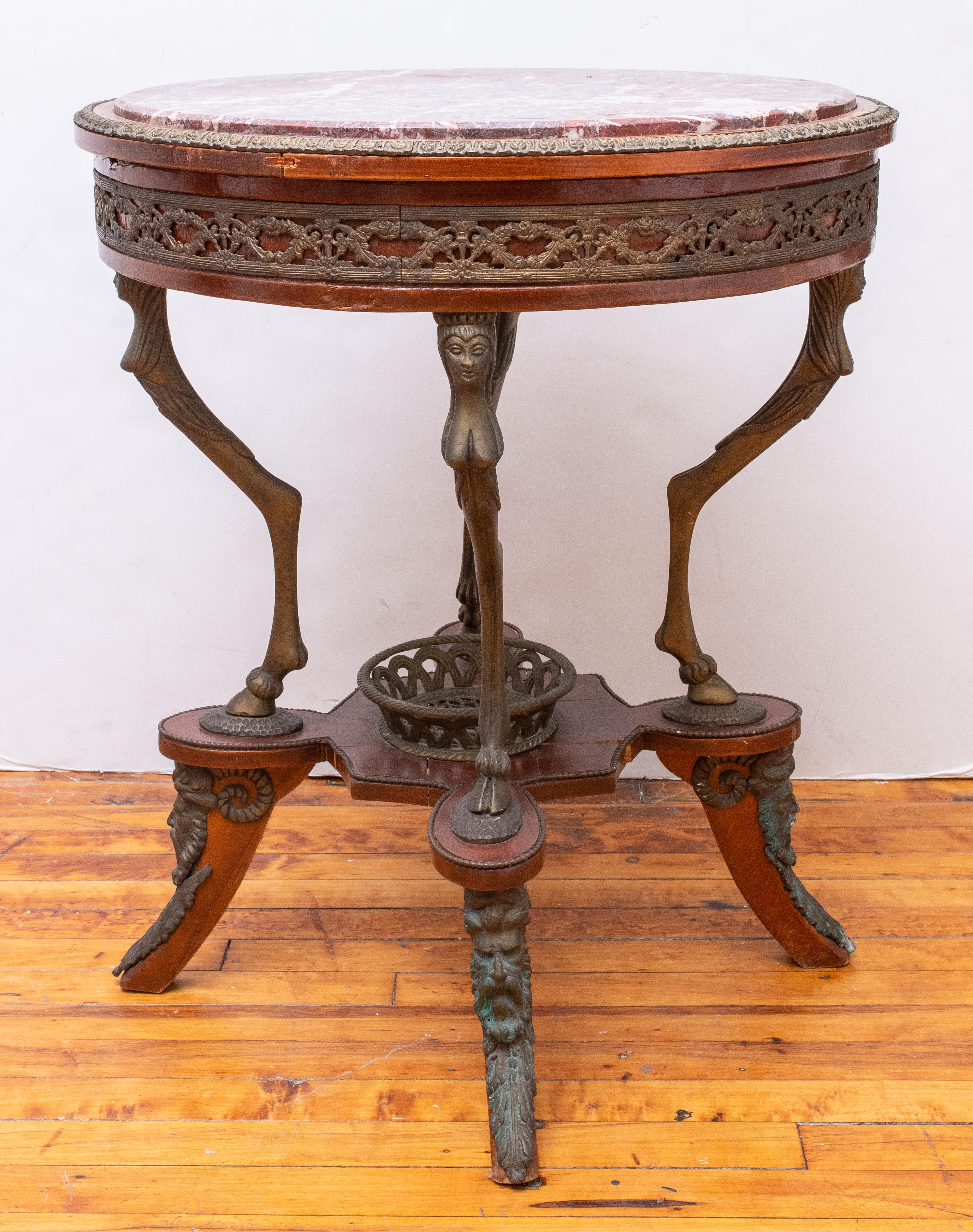 Italian Neoclassical Style Marble Top Center Table For Sale 4