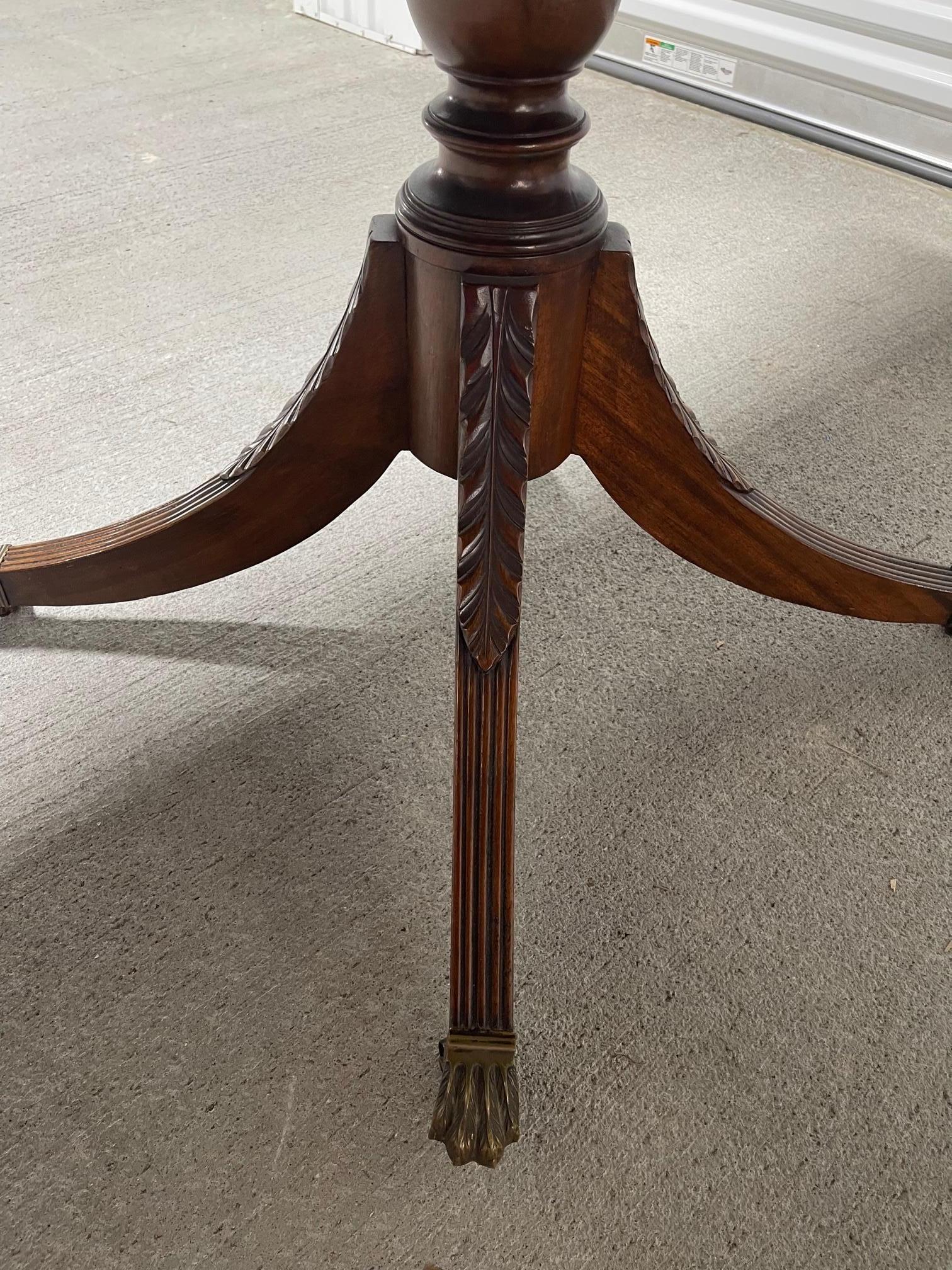 Regency Style Mahogany Three Pedestal Dining Table, Early 20th Century For Sale 1