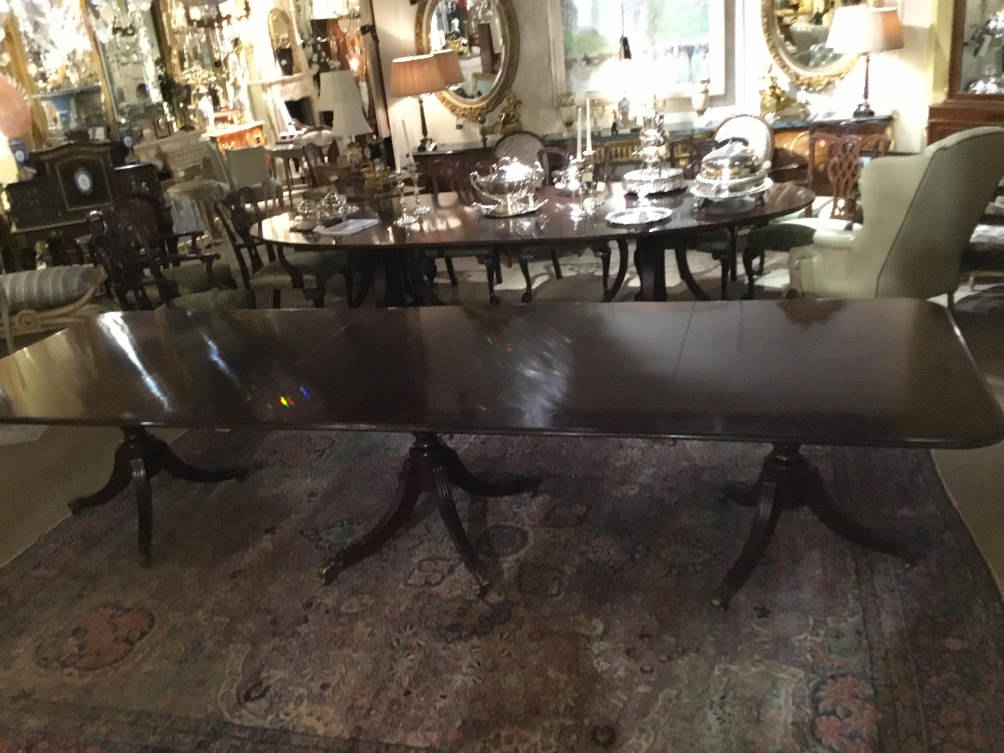 Regency-Style Mahogany Triple Pedestal Banquet Table, circa 1920 6