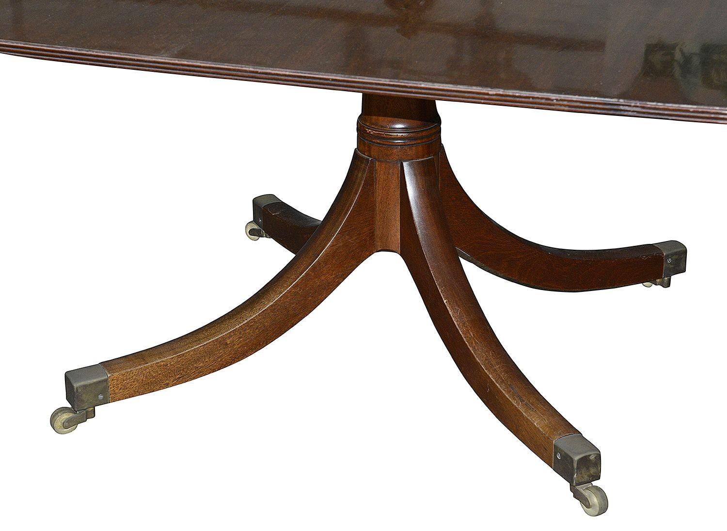 English Regency Style Mahogany Triple Pedestal Dining Table For Sale