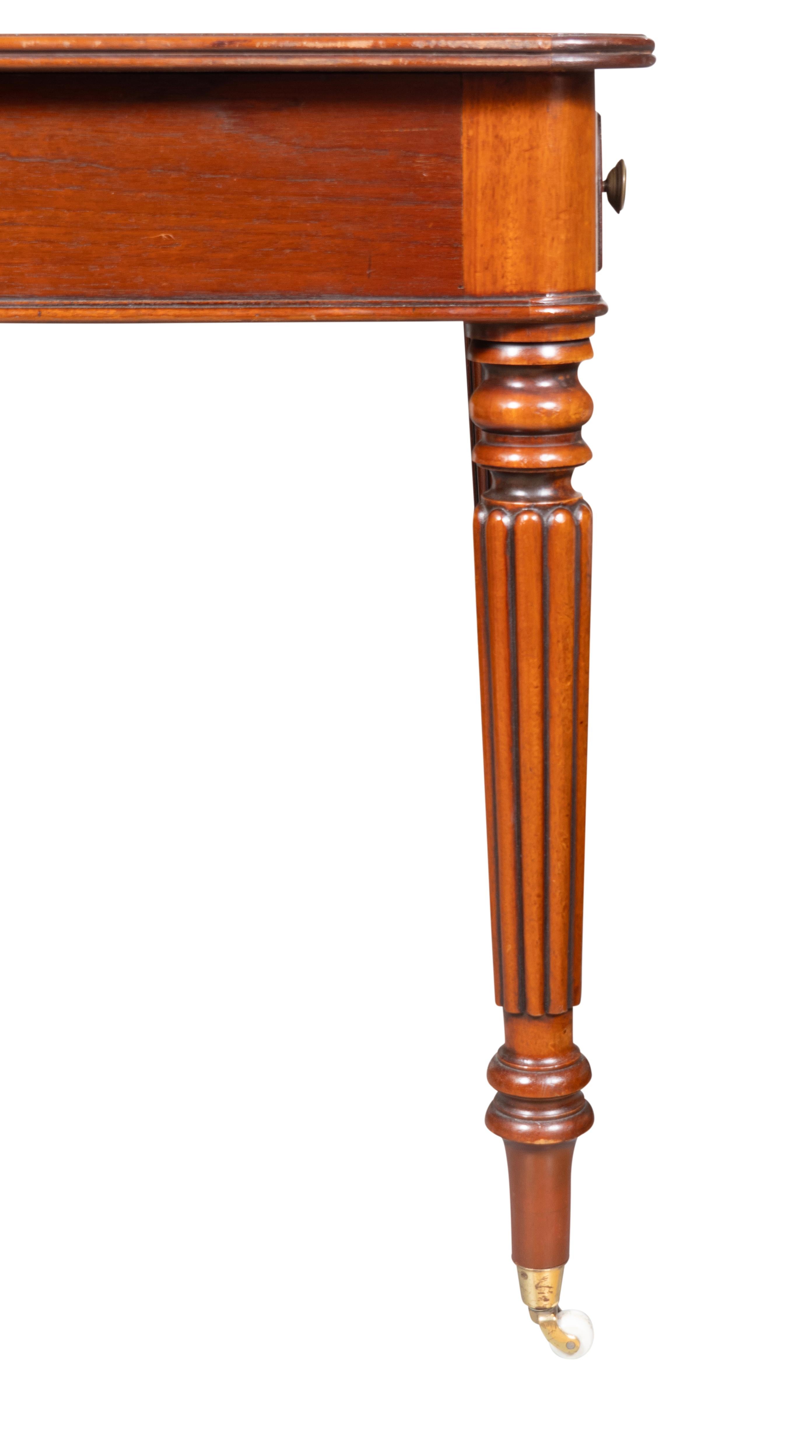 Regency Style Mahogany Writing Table en vente 4