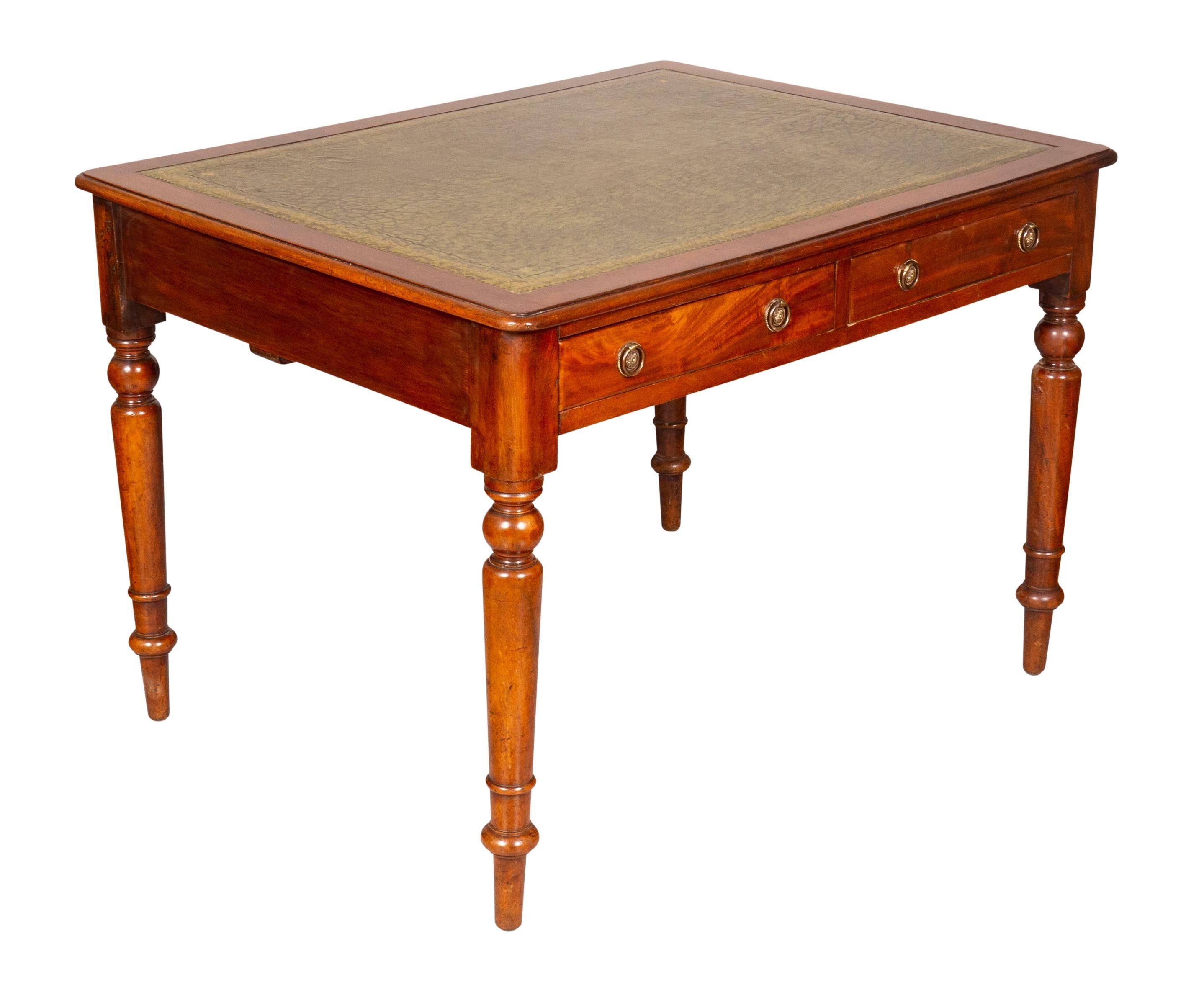 Regency Style Mahogany Writing Table In Good Condition In Essex, MA