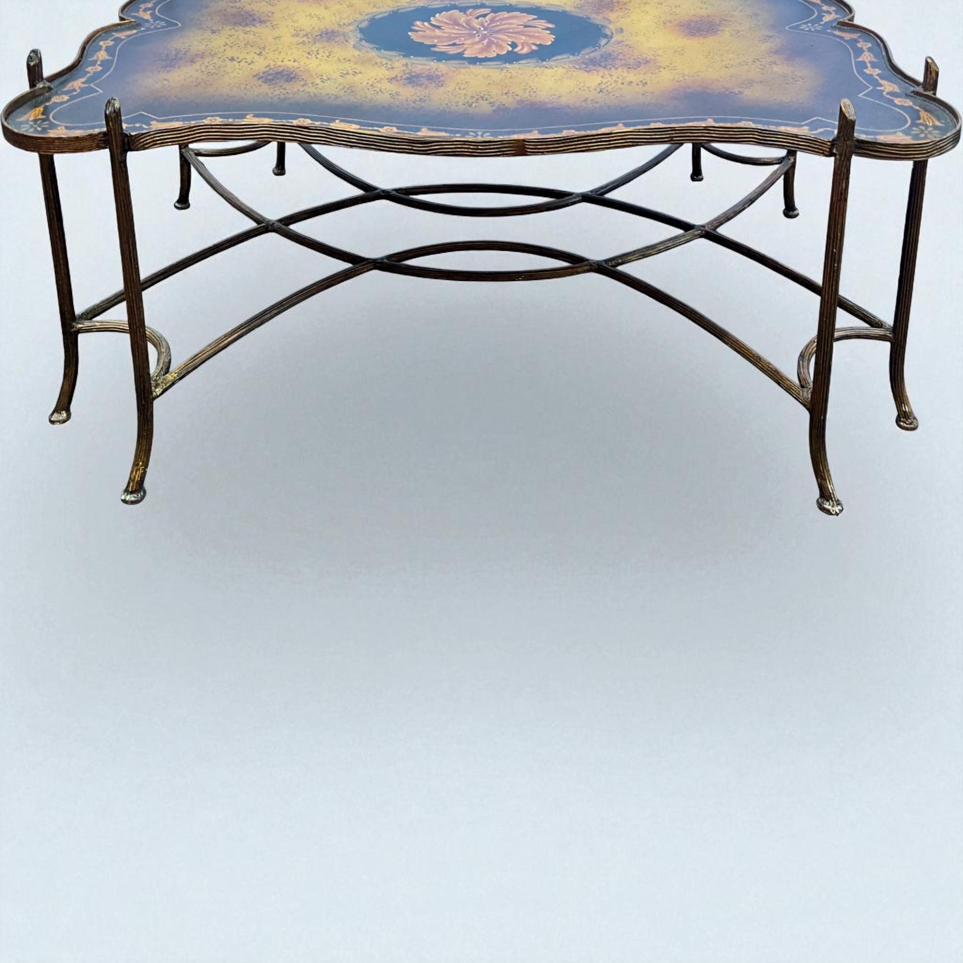 Regency-Stil Maitland-Smith Vergoldete Bronze Faux Bois Tablett Form Couchtisch (Metall) im Angebot