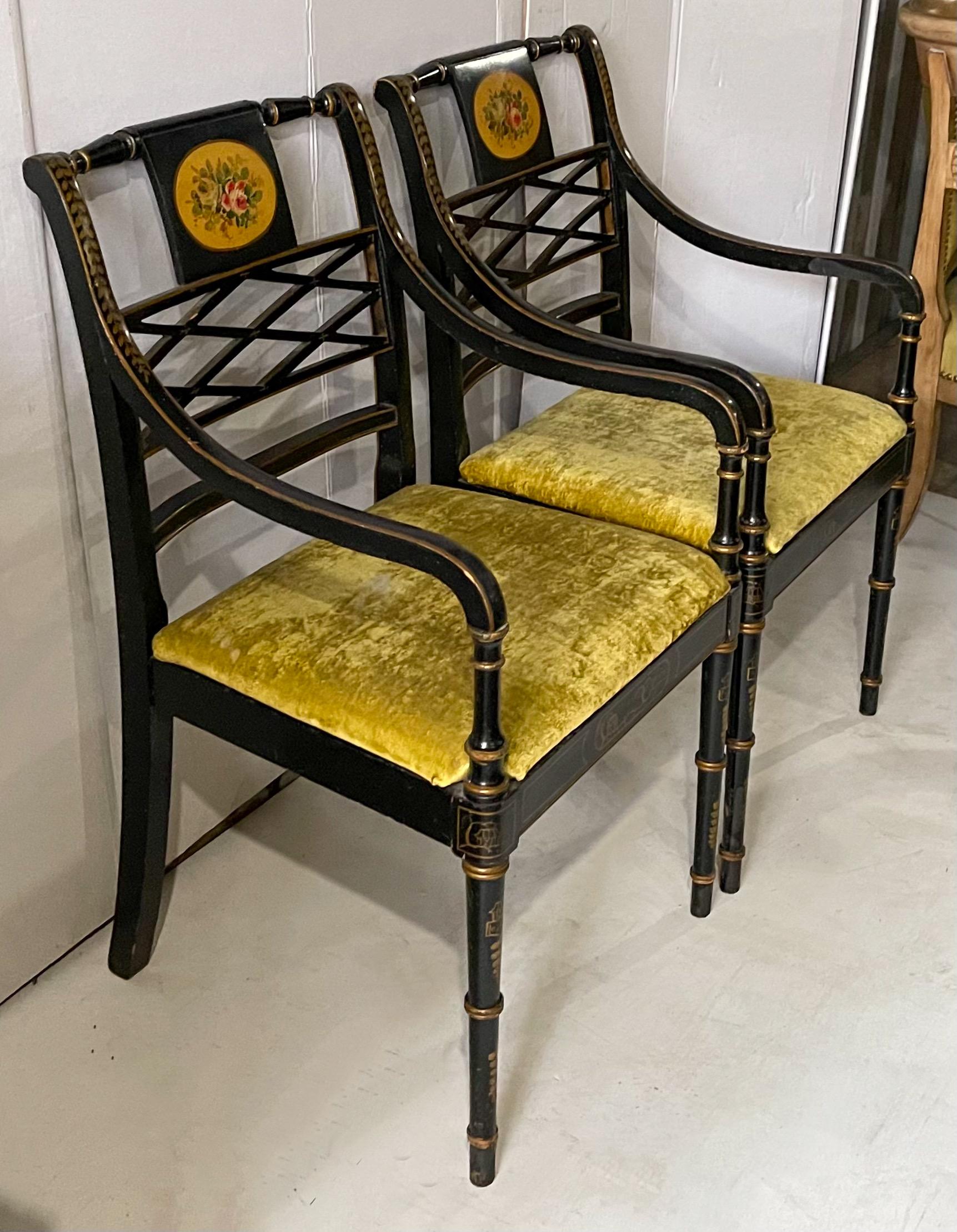 Sedie bergere in stile Regency dipinte con lacca nera, coppia In condizioni buone in vendita a Kennesaw, GA