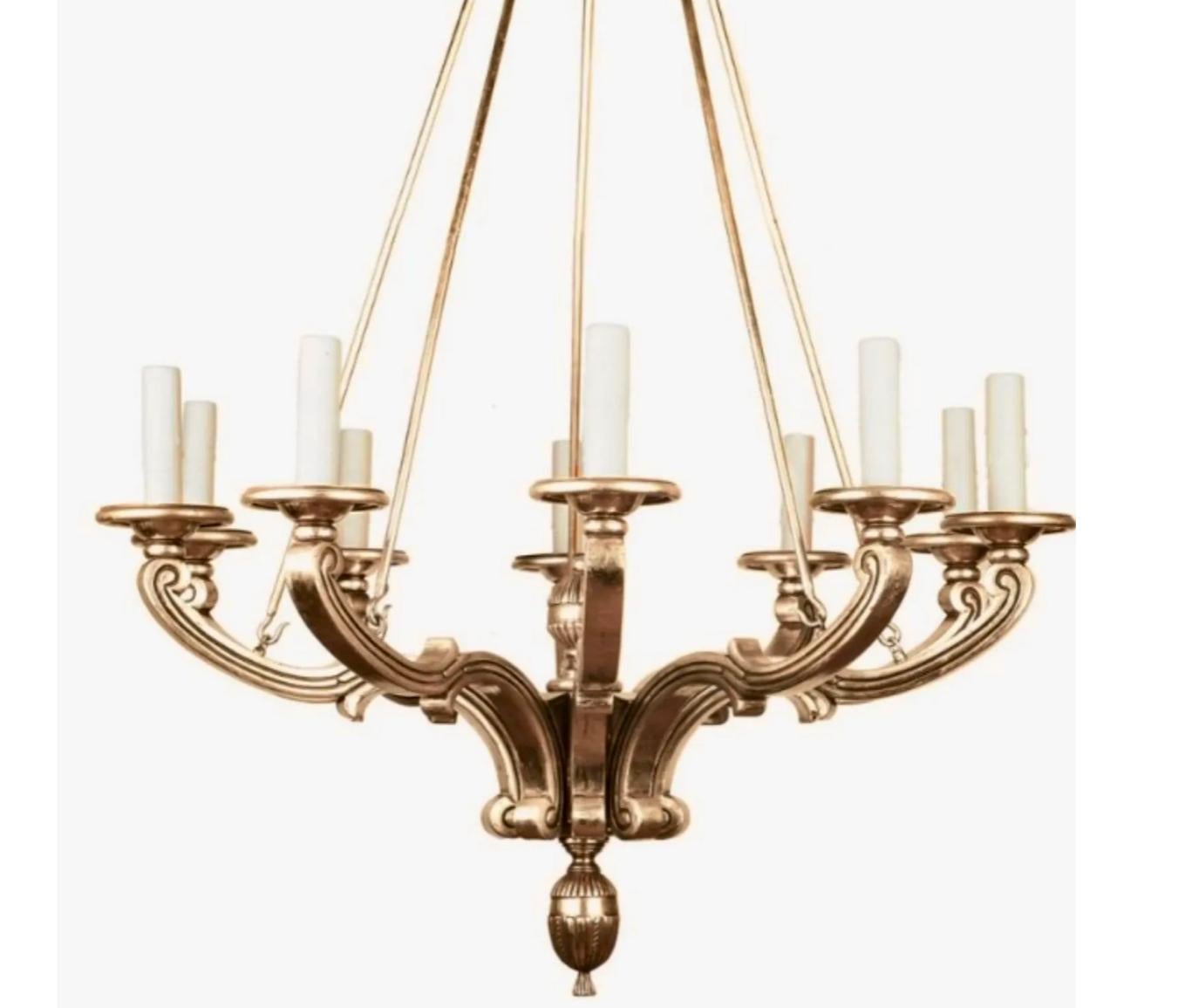 Americano Panache Designs in stile Regency per Michael Taylor Lampadario in legno dorato in oro bianco in vendita