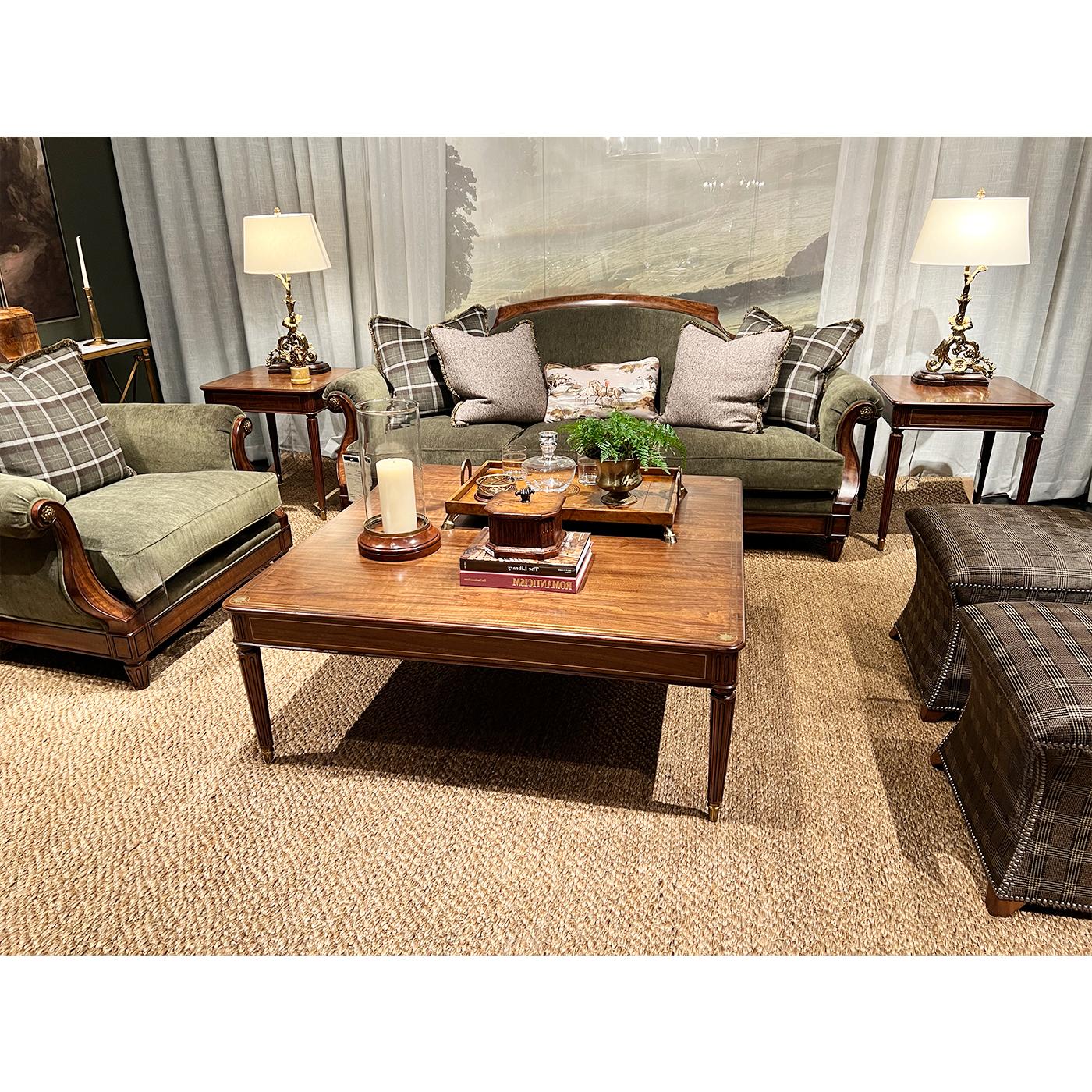 Table basse carrée de style Regency en vente 1