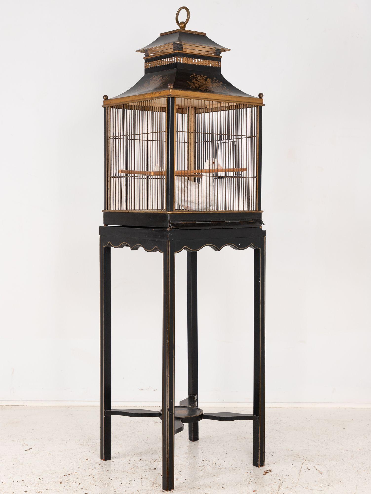 Regency Style Tole Birdcage on Stand, USA, 20th Century In Good Condition For Sale In South Salem, NY