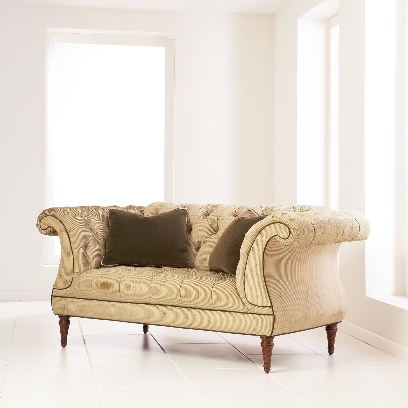 Regency-Stil getuftetes Leier-Sofa (21. Jahrhundert und zeitgenössisch) im Angebot