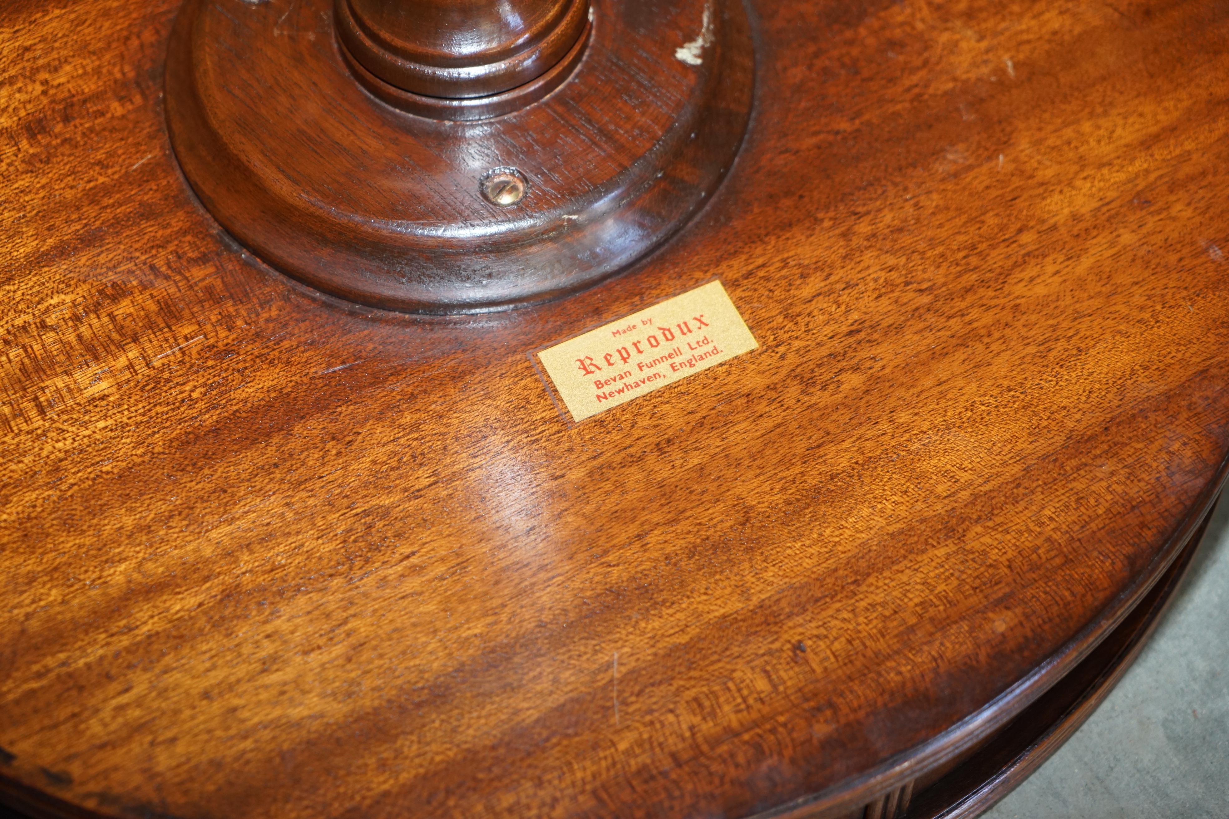 Regency Style Vintage Light Hardwood & Green Leather Twin Drawer Side End Table 11