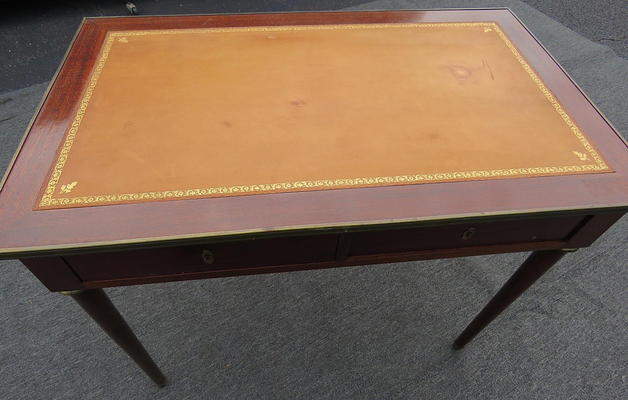 American Regency Stytle Leather Top Desk