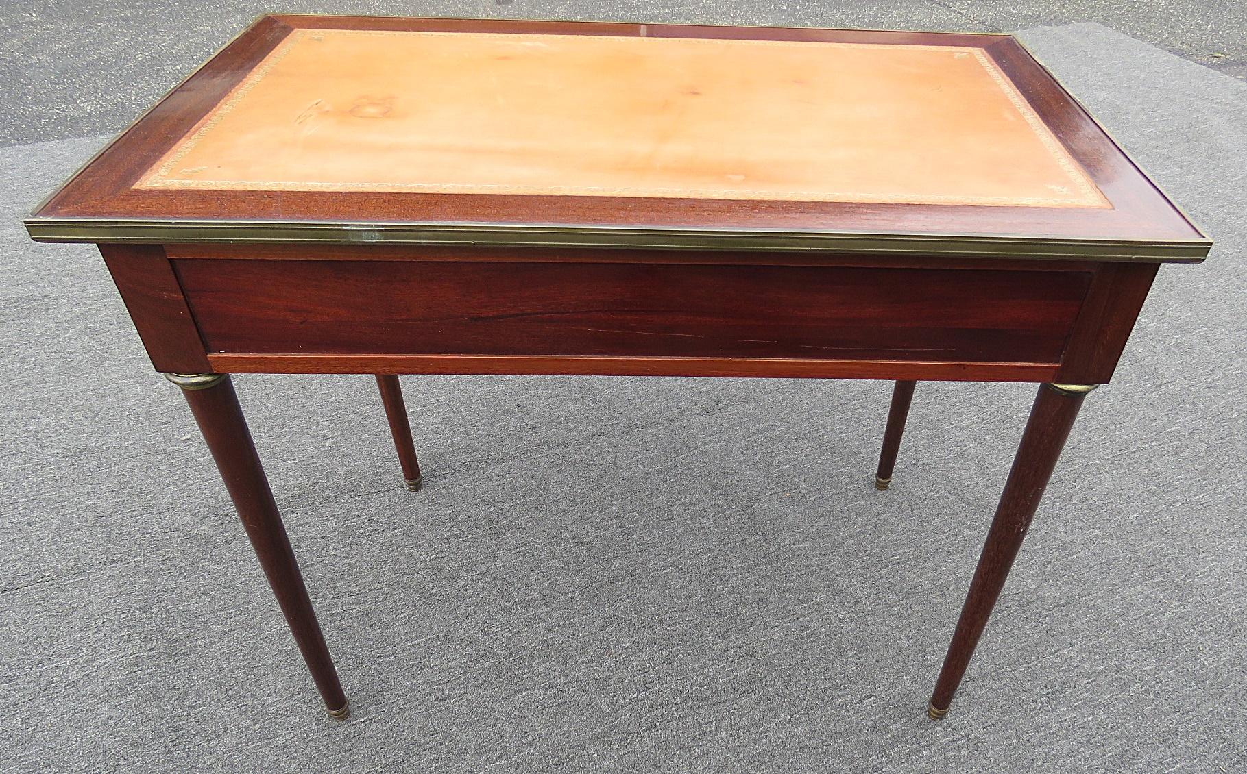 20th Century Regency Stytle Leather Top Desk