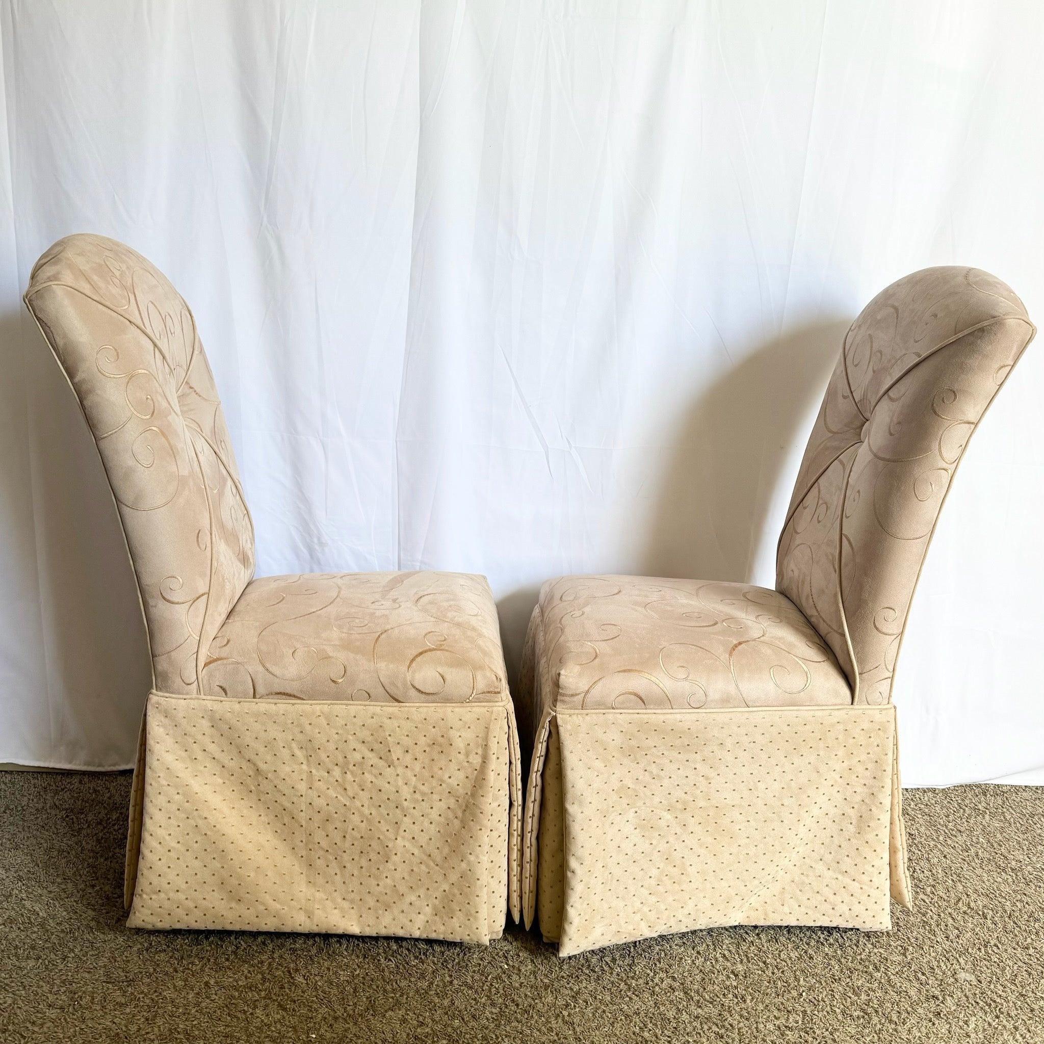 Chaises de salle à manger à jupe en tissu Tan et Gold Regency - Lot de 6 Bon état - En vente à Delray Beach, FL