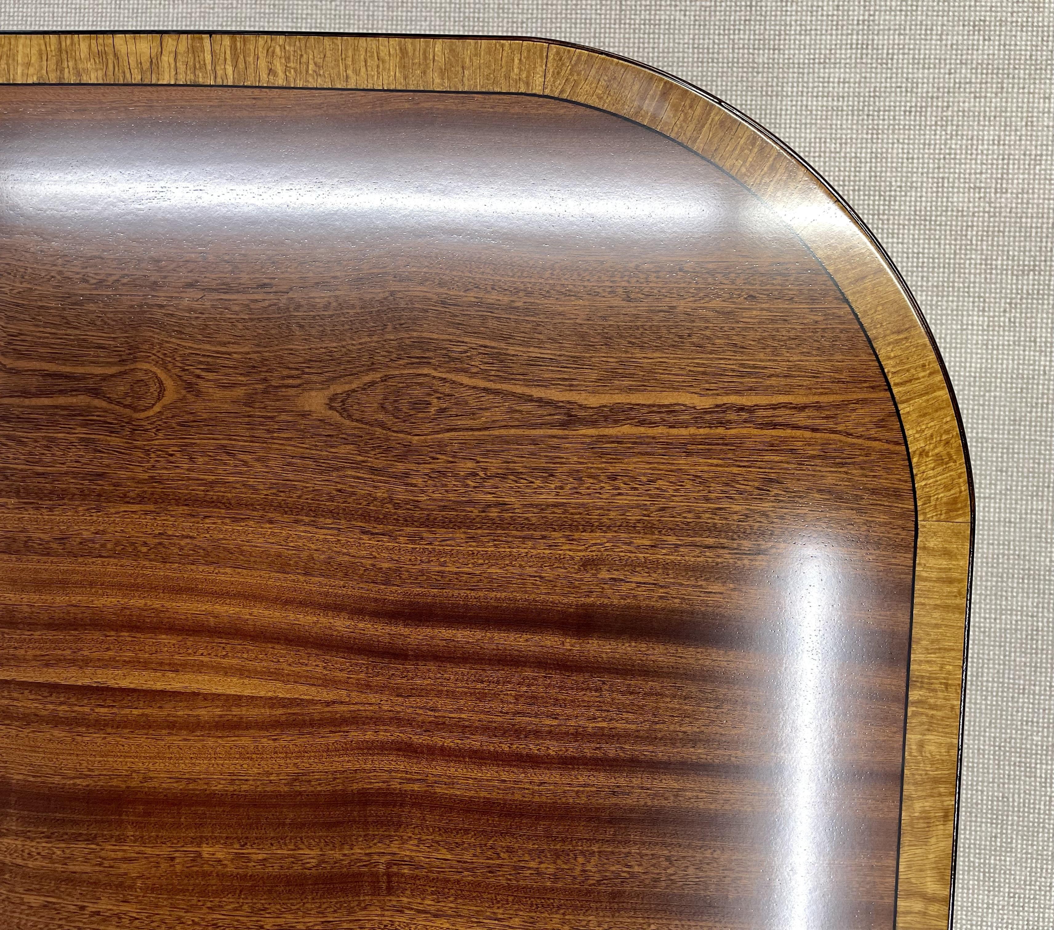 Regency Three-Pedestal Tilt-Top Dining Table, Banded, 19th/20th Century 3