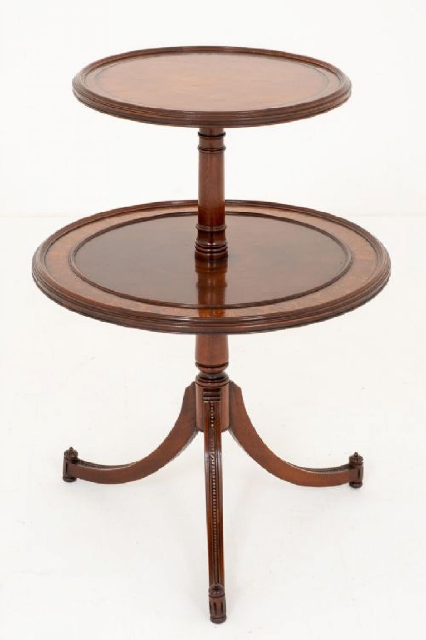 Table d'appoint Regency en acajou Antiquités en vente 3