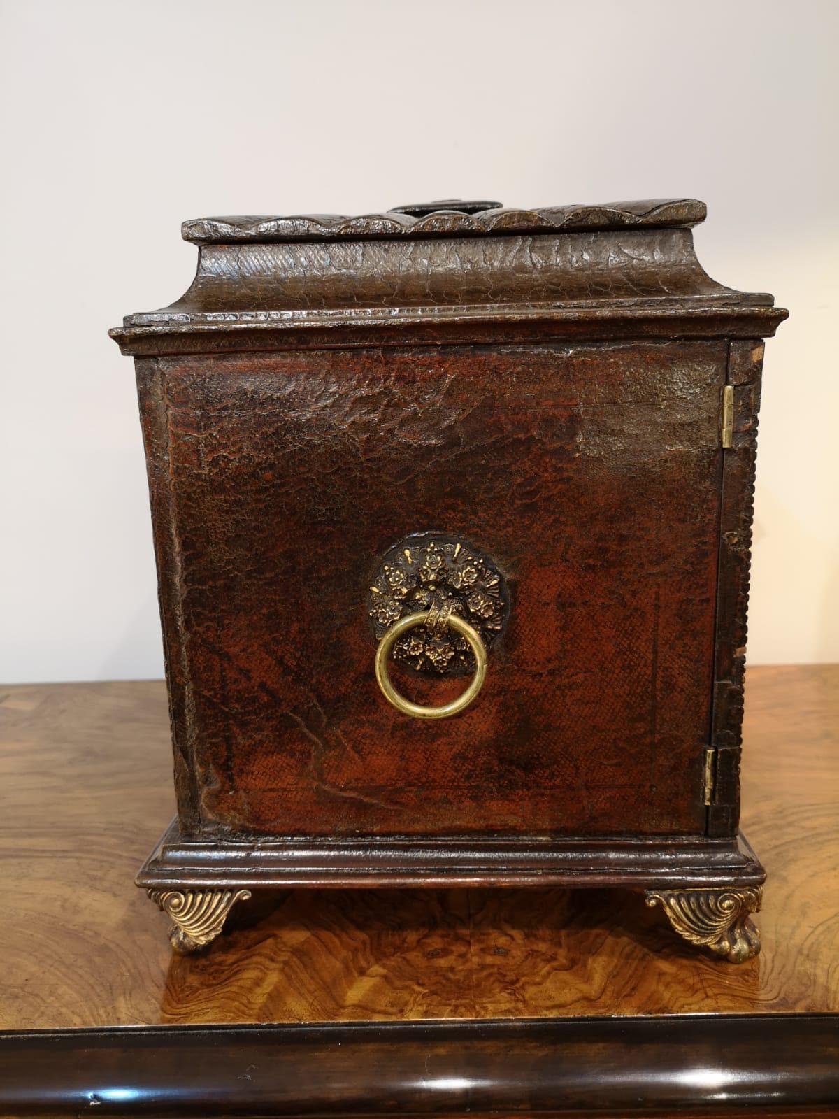 Regency Tooled Leather Desktop Secretaire Cabinet For Sale 4