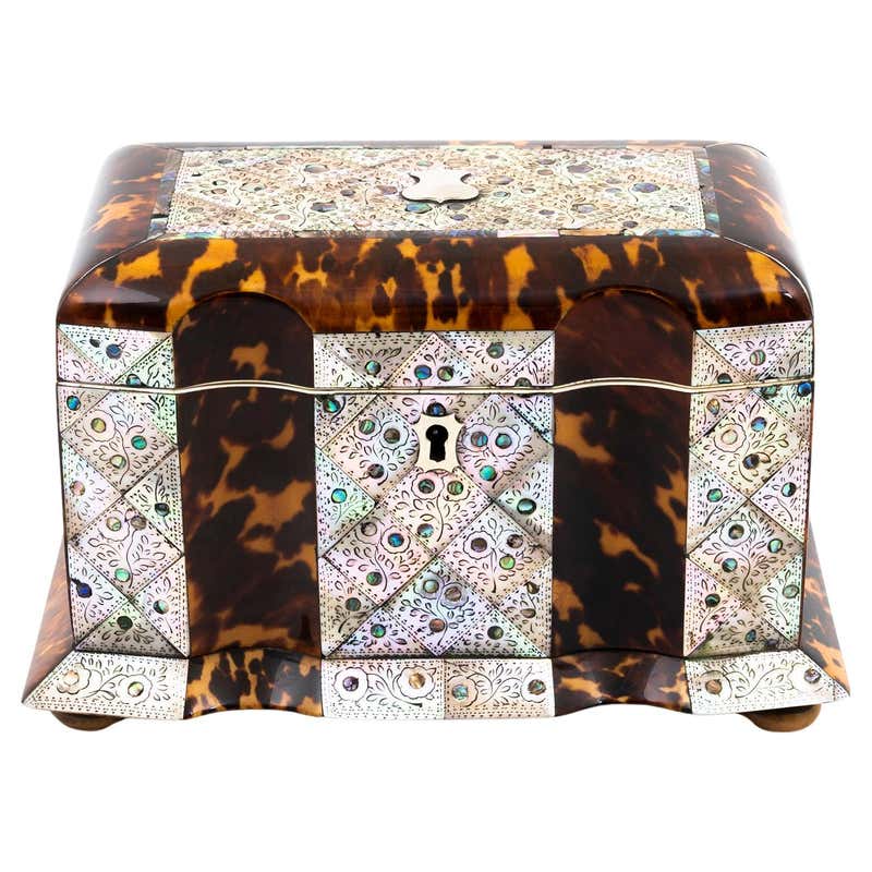 Tortise Shell Box Tortoise Shell Boxes - 80 For Sale at 1stDibs | antique tortoise shell ...