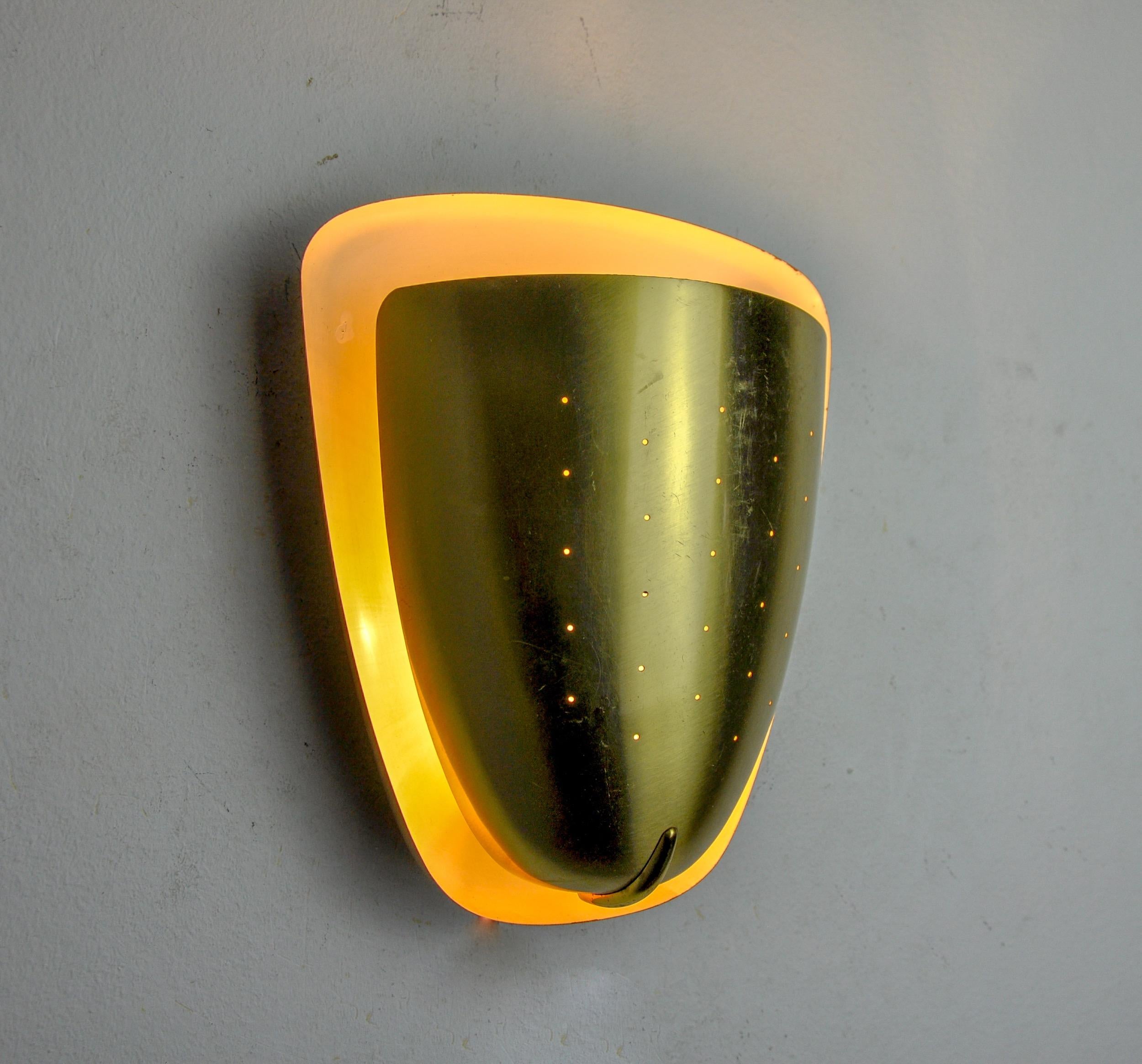 Late 20th Century Regency wall lamp in brass, italy, 1970 For Sale