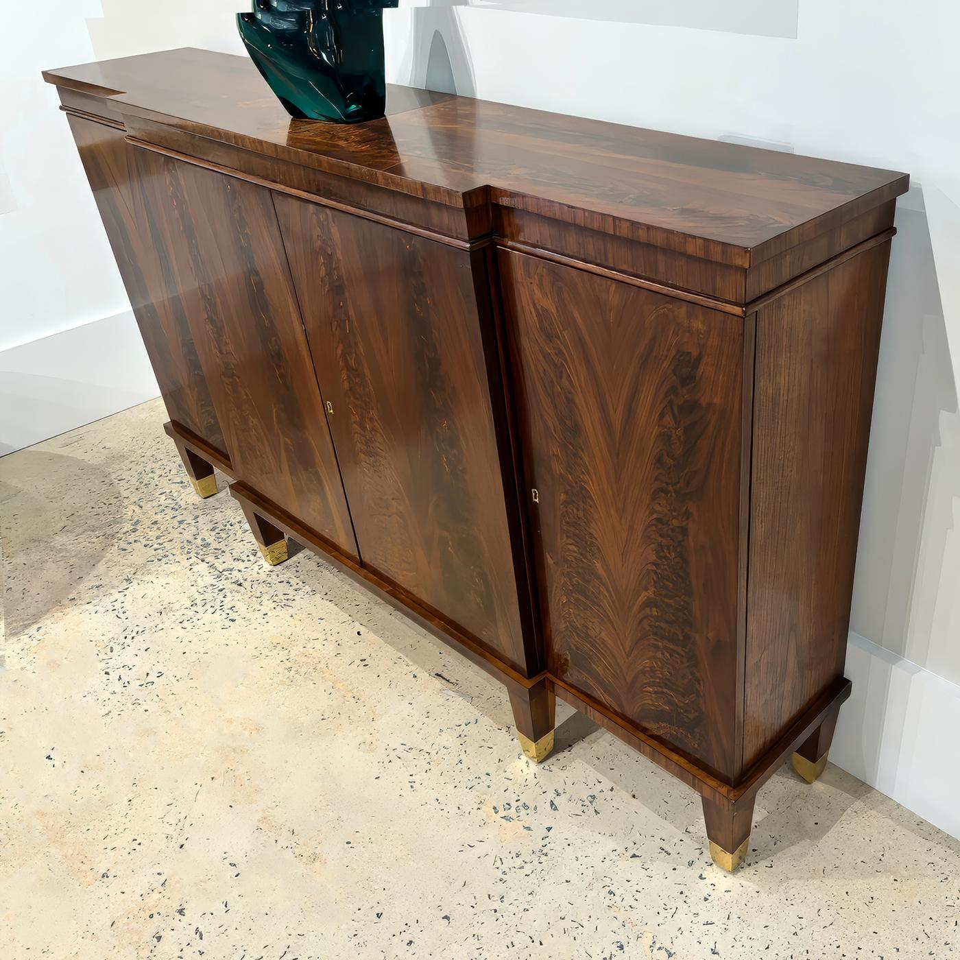 Credenza Regency in noce In condizioni Nuovo in vendita a Westwood, NJ