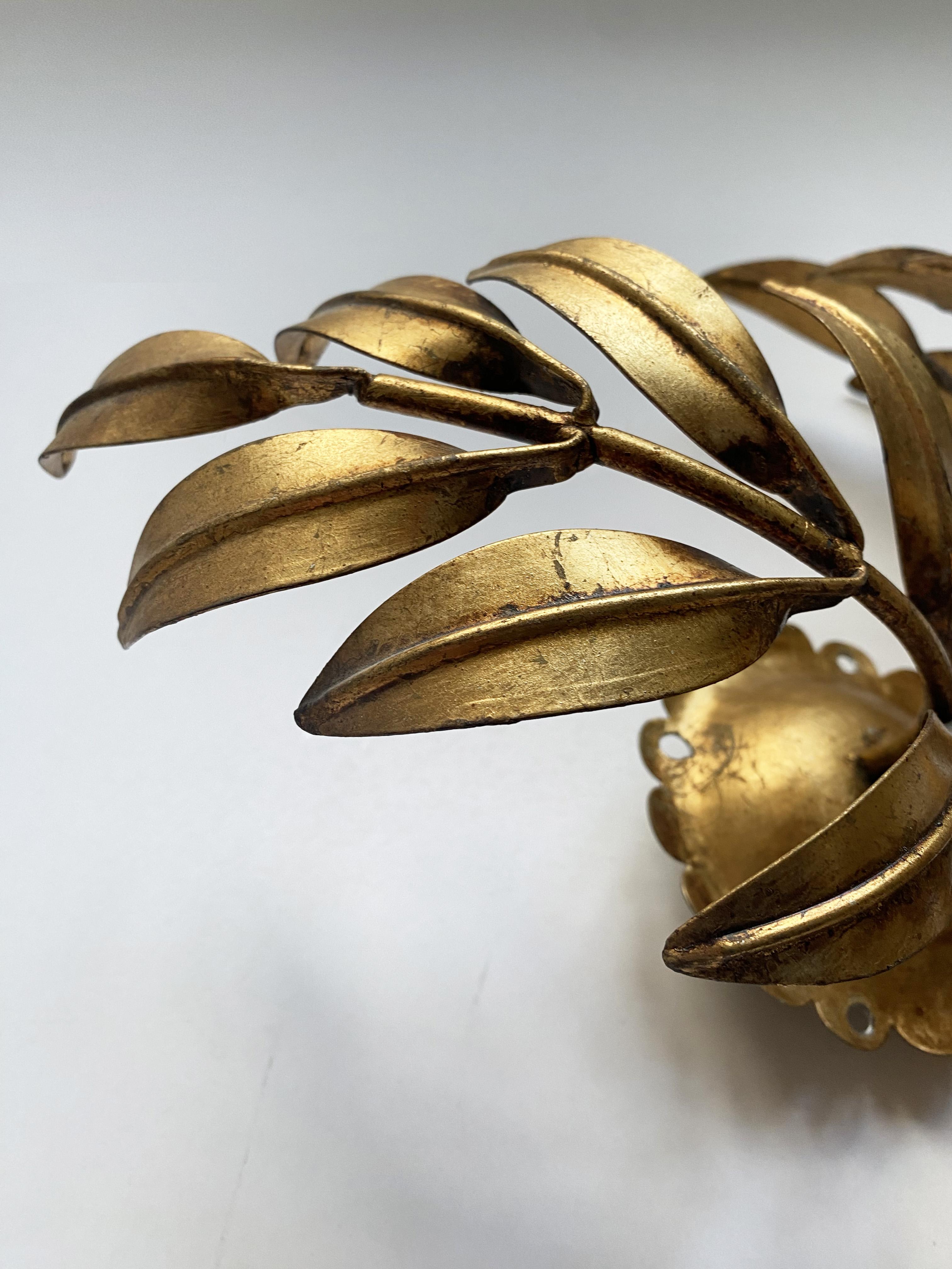 Late 20th Century Regency Wisteria Flower Sconce by Hans Kögl in the style of Maison Jansen, 1970s For Sale