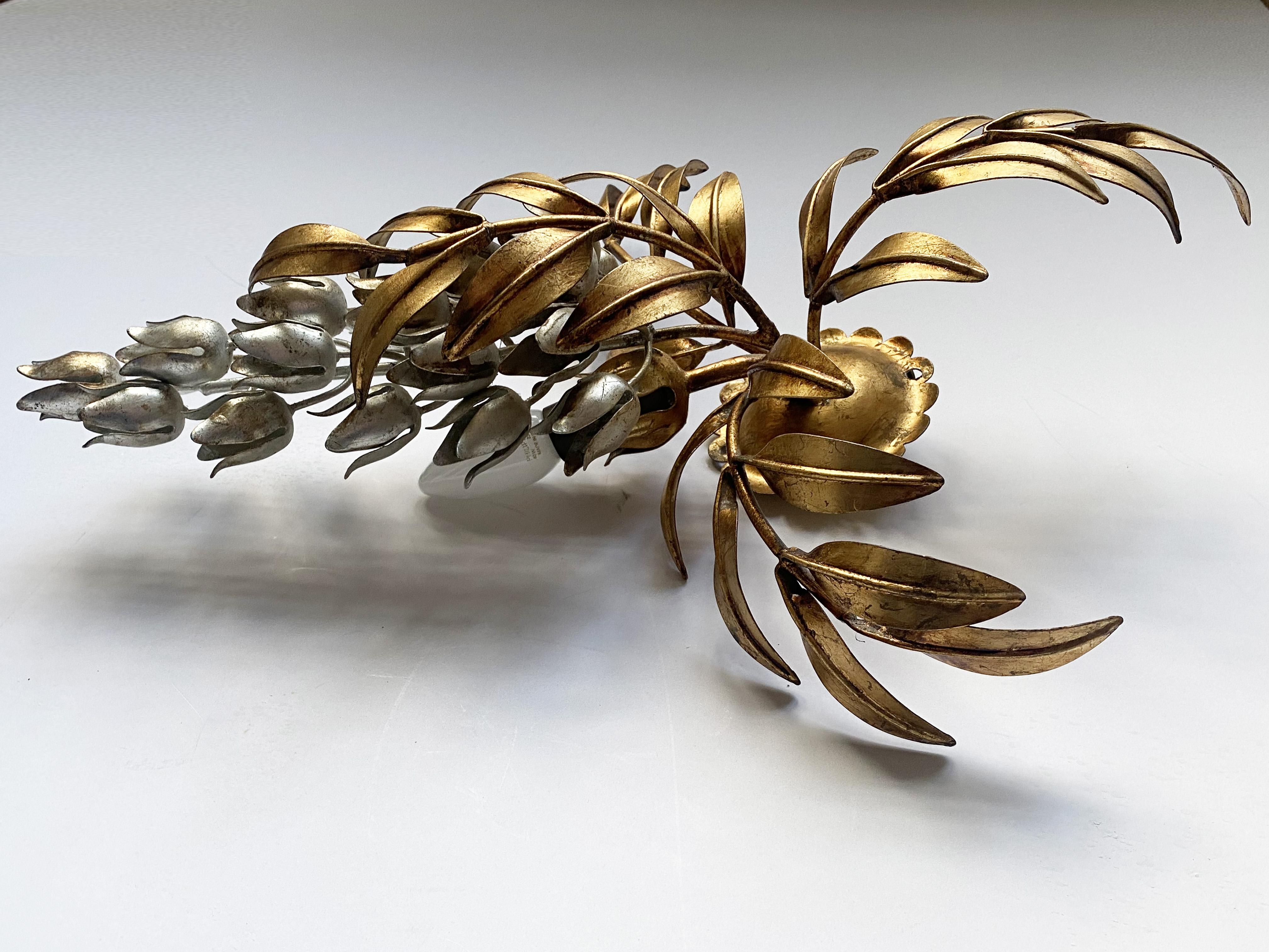 Regency Wisteria Flower Sconce by Hans Kögl in the style of Maison Jansen, 1970s For Sale 2