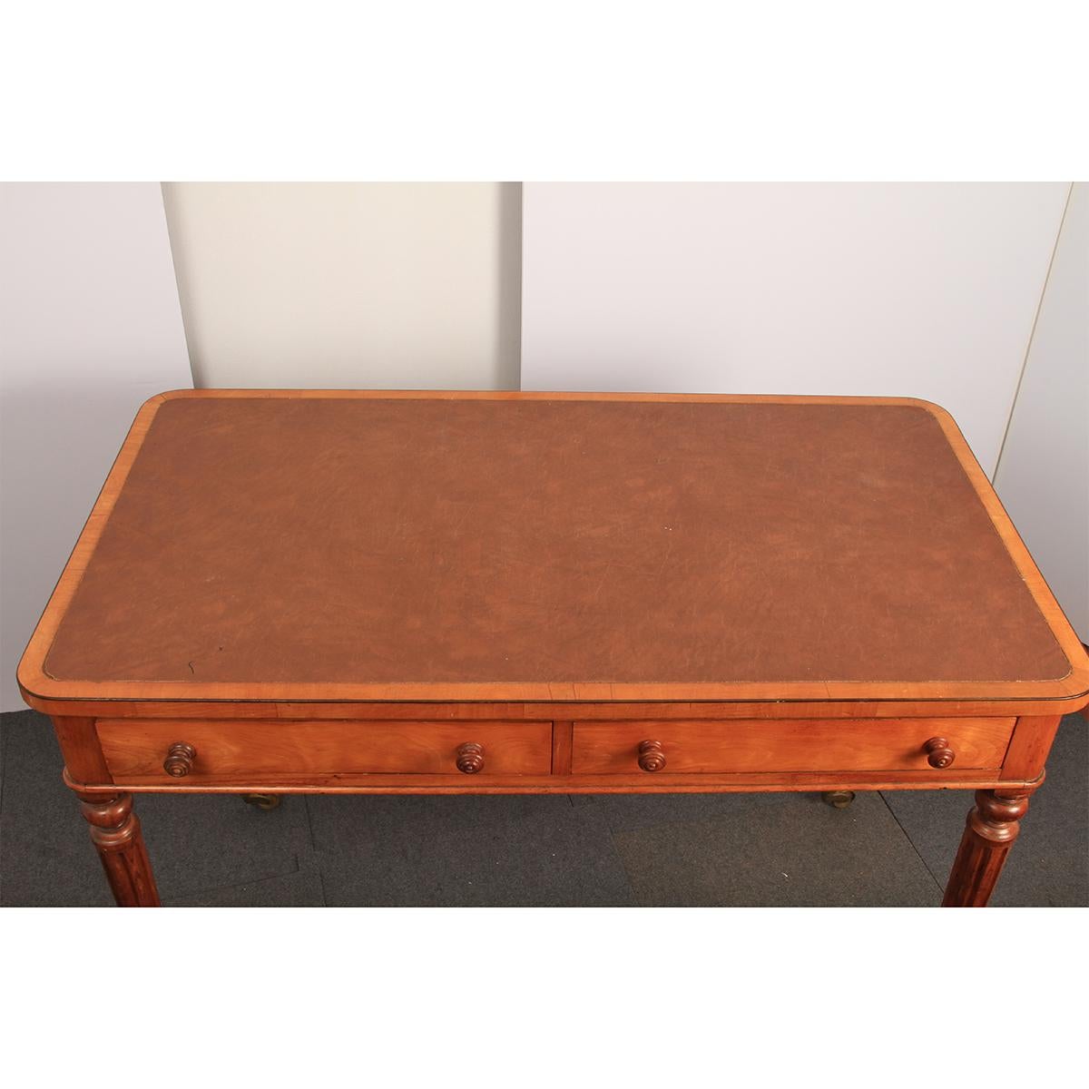 Regency Writing Table In Good Condition In Westwood, NJ