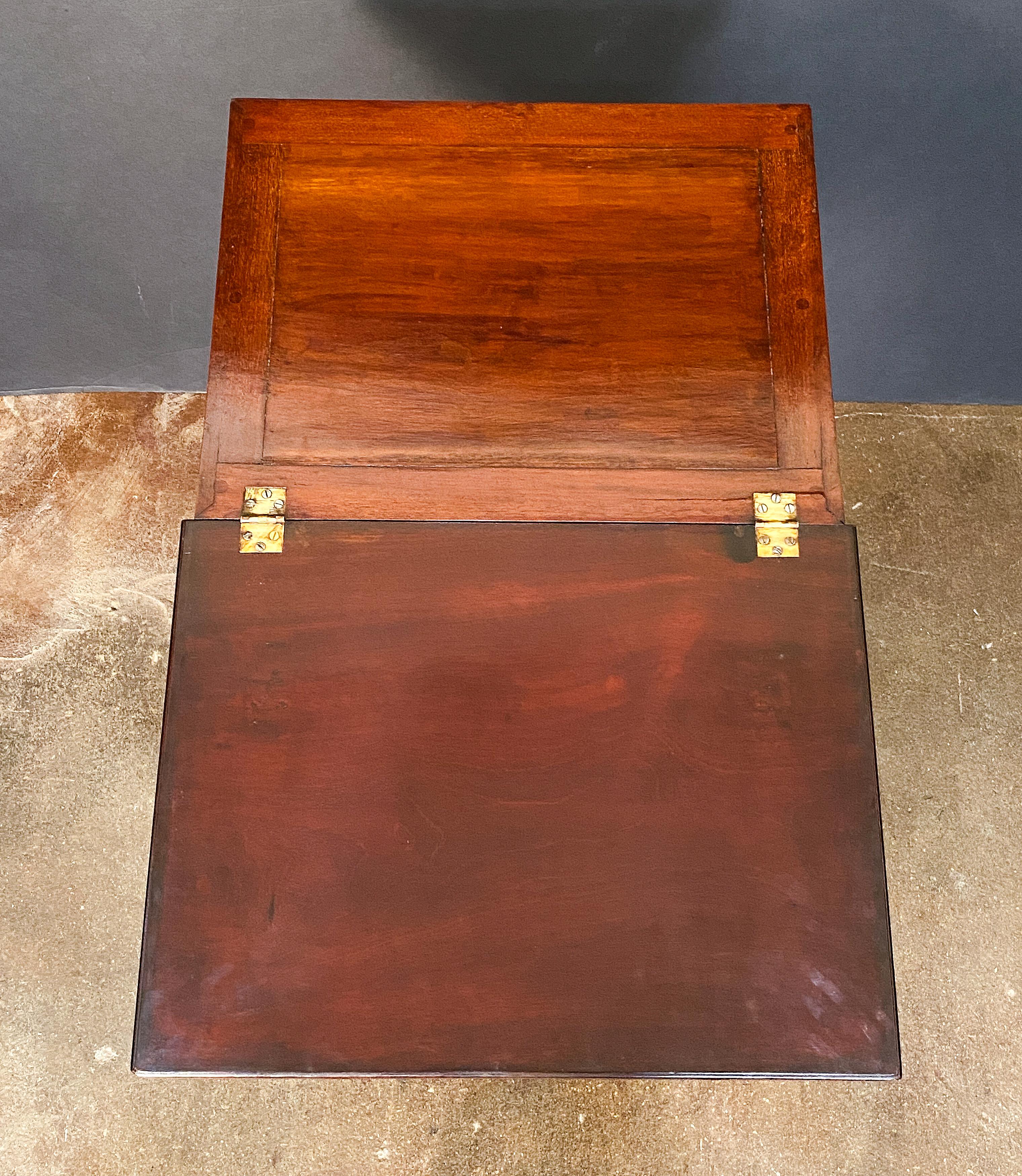 Regency Writing Table or Side Table of Mahogany on Pedestal Base from England For Sale 2
