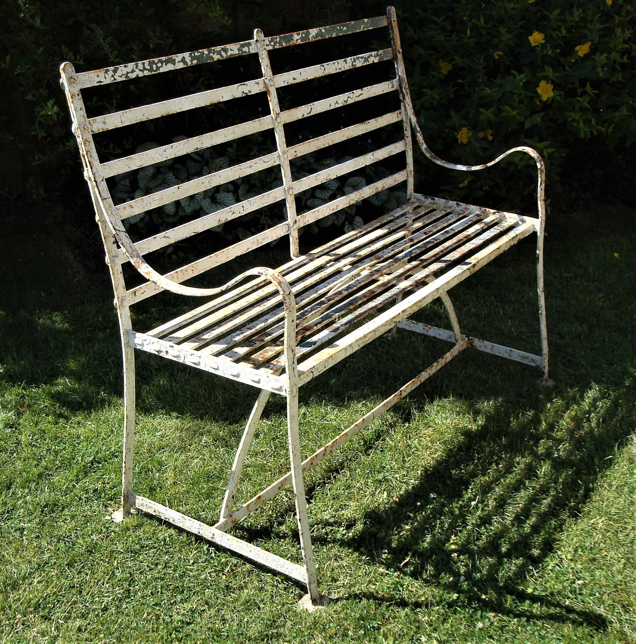 Regency Wrought Iron Garden Seat In Good Condition For Sale In Moreton-in-Marsh, Gloucestershire