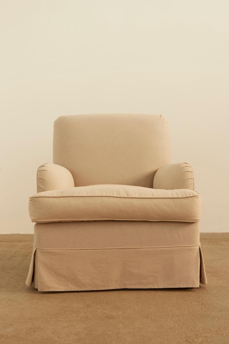Regent Armchairs by De Padova In Excellent Condition In London, GB