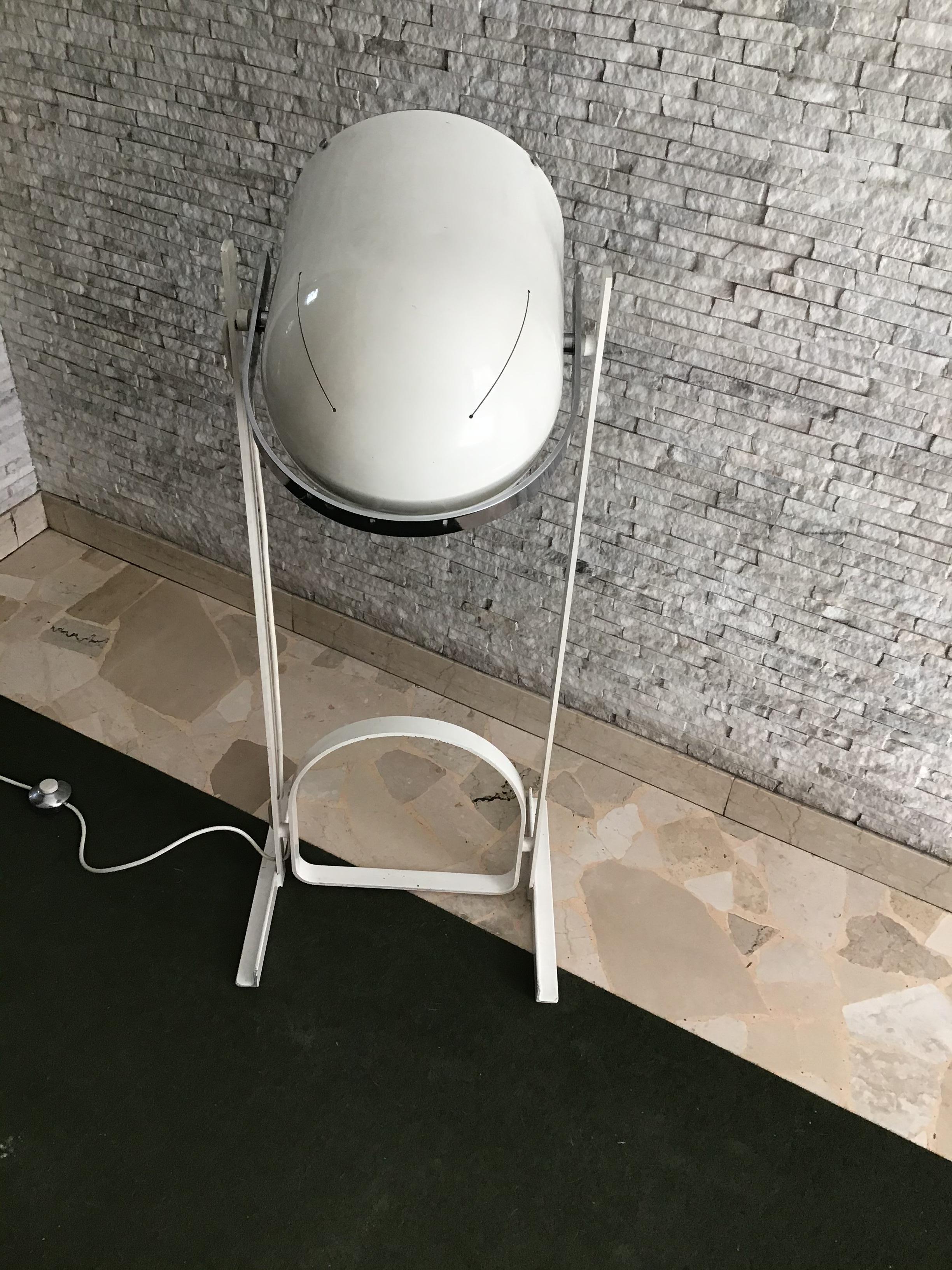 Lampada regolabile Reggiani Vetro Ferro Metallo Cromatico, 1970, Italia in vendita 10