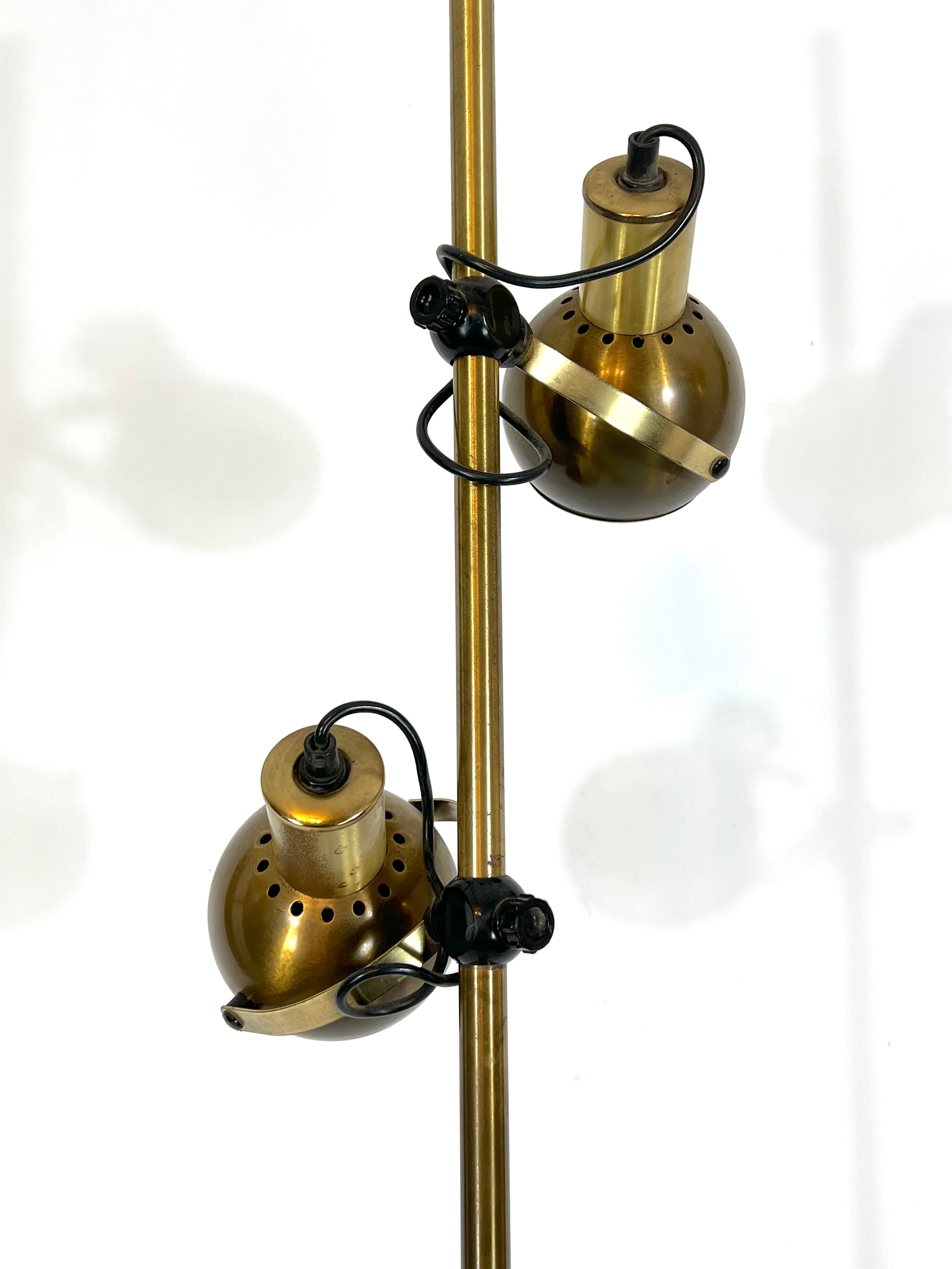 Reggiani, Brass Orientable Floor Lamp from 70s For Sale 2