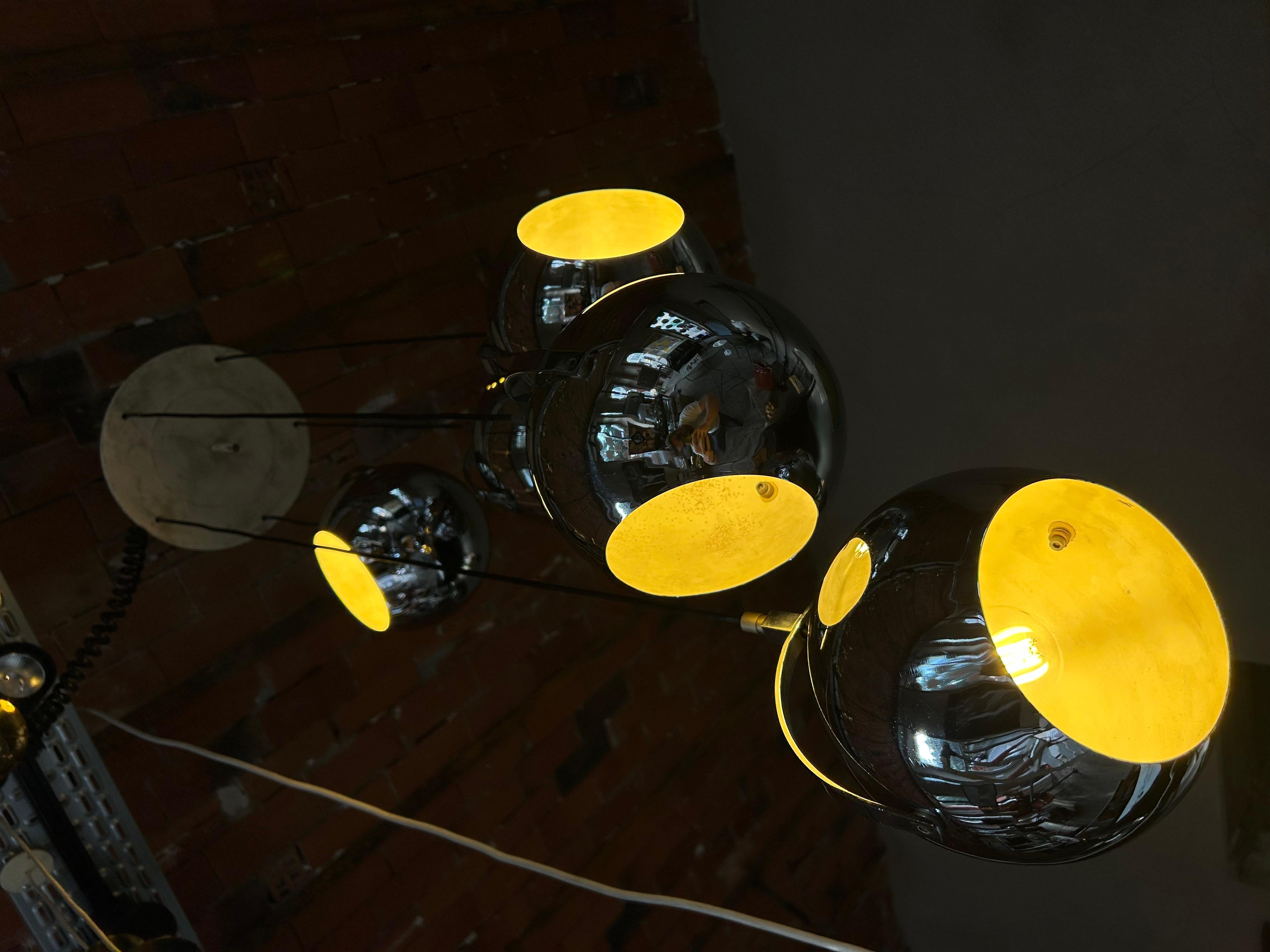 Hand-Carved Reggiani chandelier chrome five ball For Sale