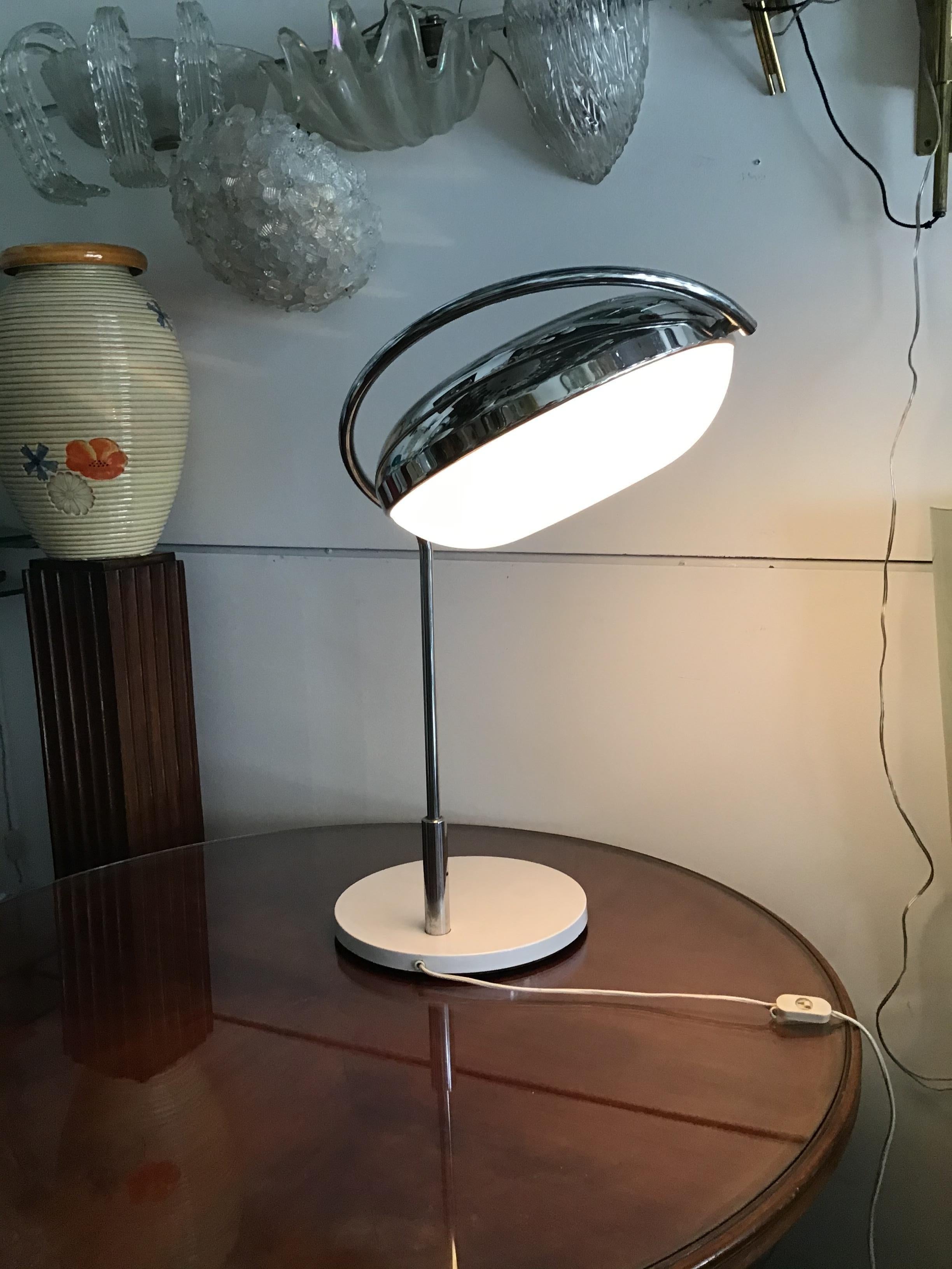 Reggiani Exclusive Table Lamp Metal Crome Iron Plexiglass, 1967, Italy For Sale 11