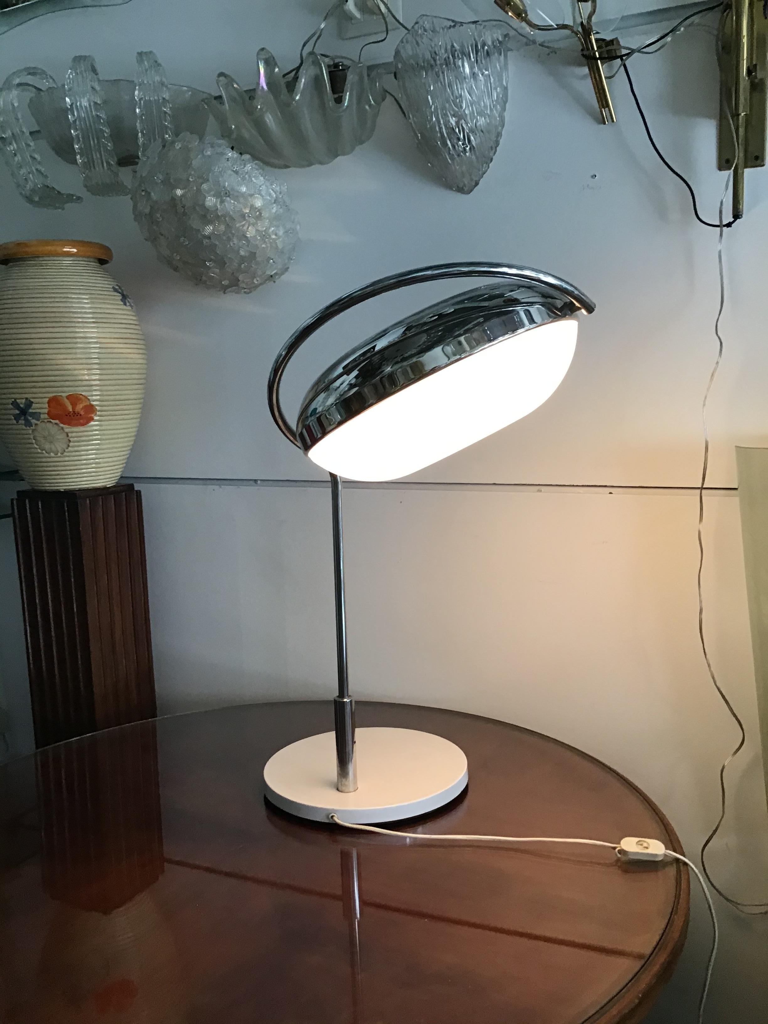 Reggiani Exclusive Table Lamp Metal Crome Iron Plexiglass, 1967, Italy For Sale 13