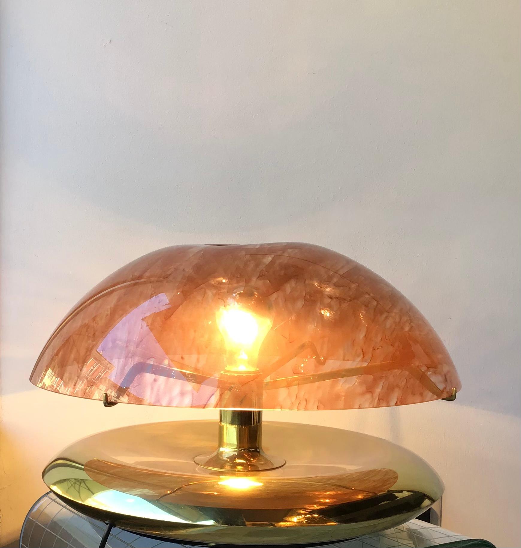 Lampe de bureau Reggiani Medusa en laiton et perspex, 1970, Italie en vente 5