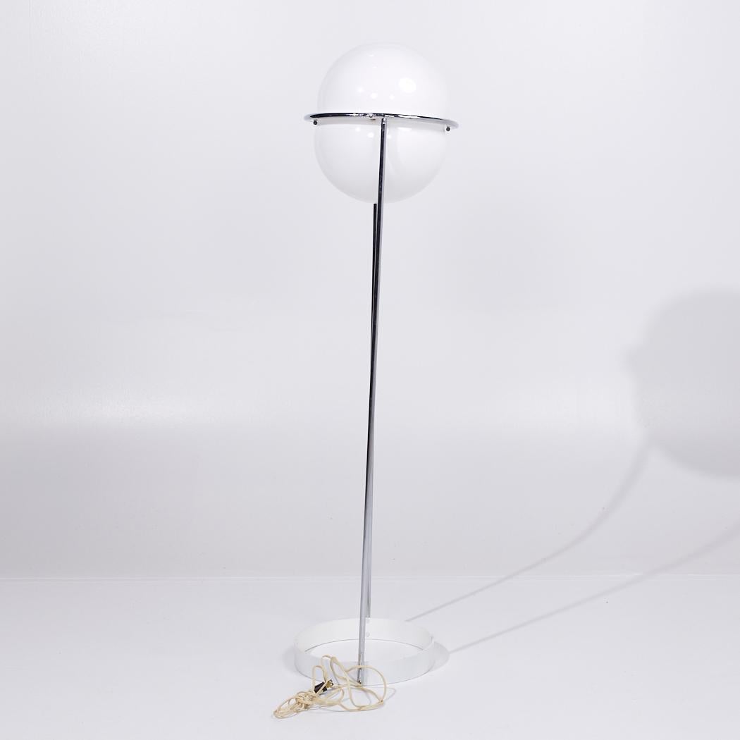 Reggiani Style Mid Century Italian Chrome Floor Lamp For Sale 2