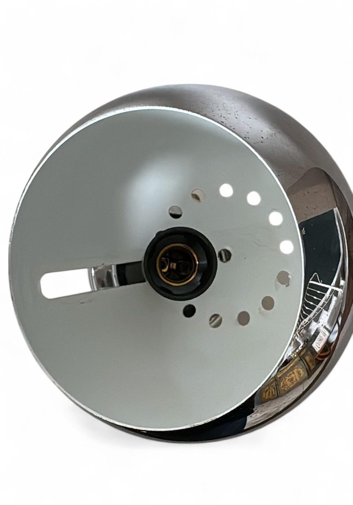 Reggiani Style Pair Of Italian Wall Sconces Space Age In Nickel-Plated Metal For Sale 8