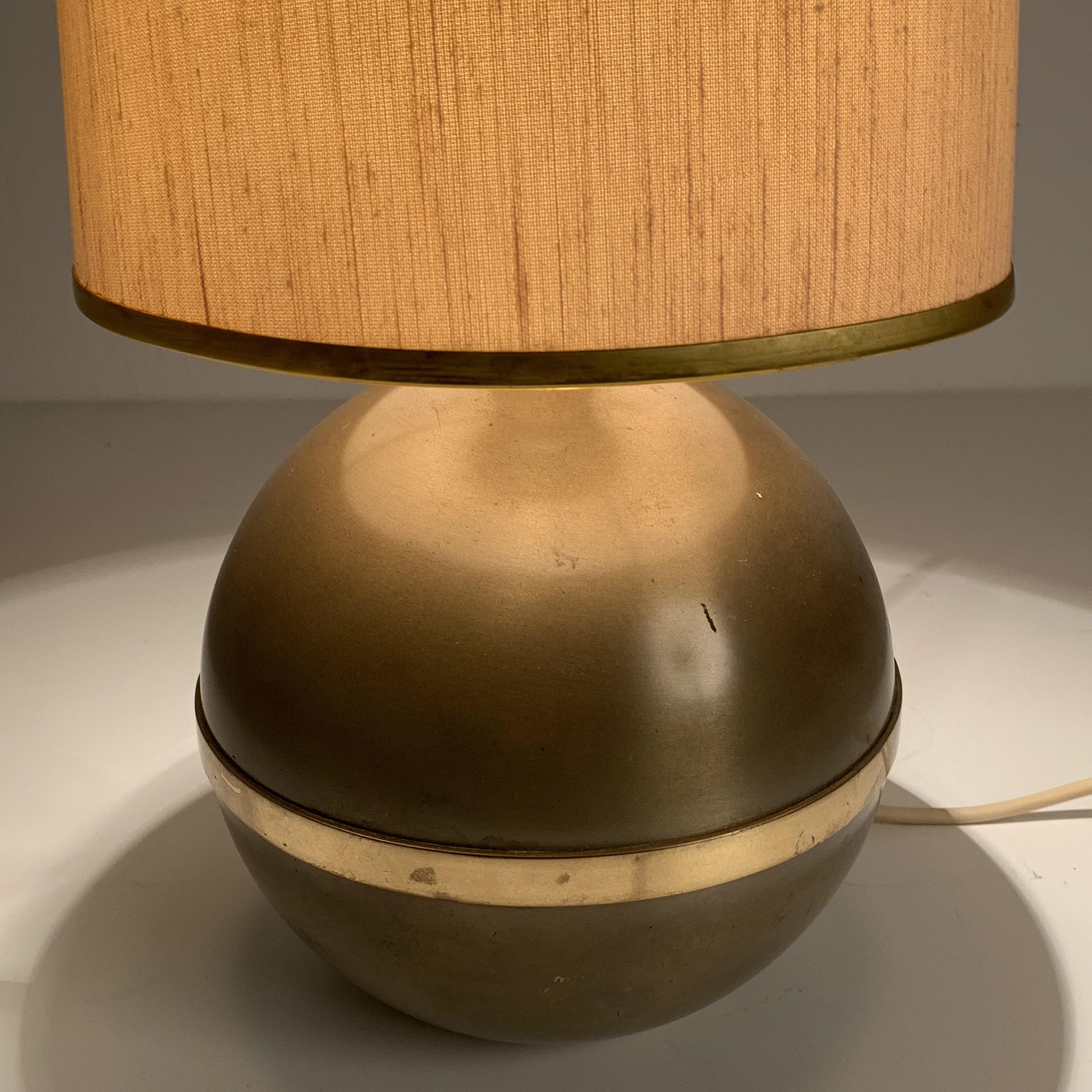 Reggiani, lampe de bureau italienne en métal et laiton, Italie, années 1970 en vente 4