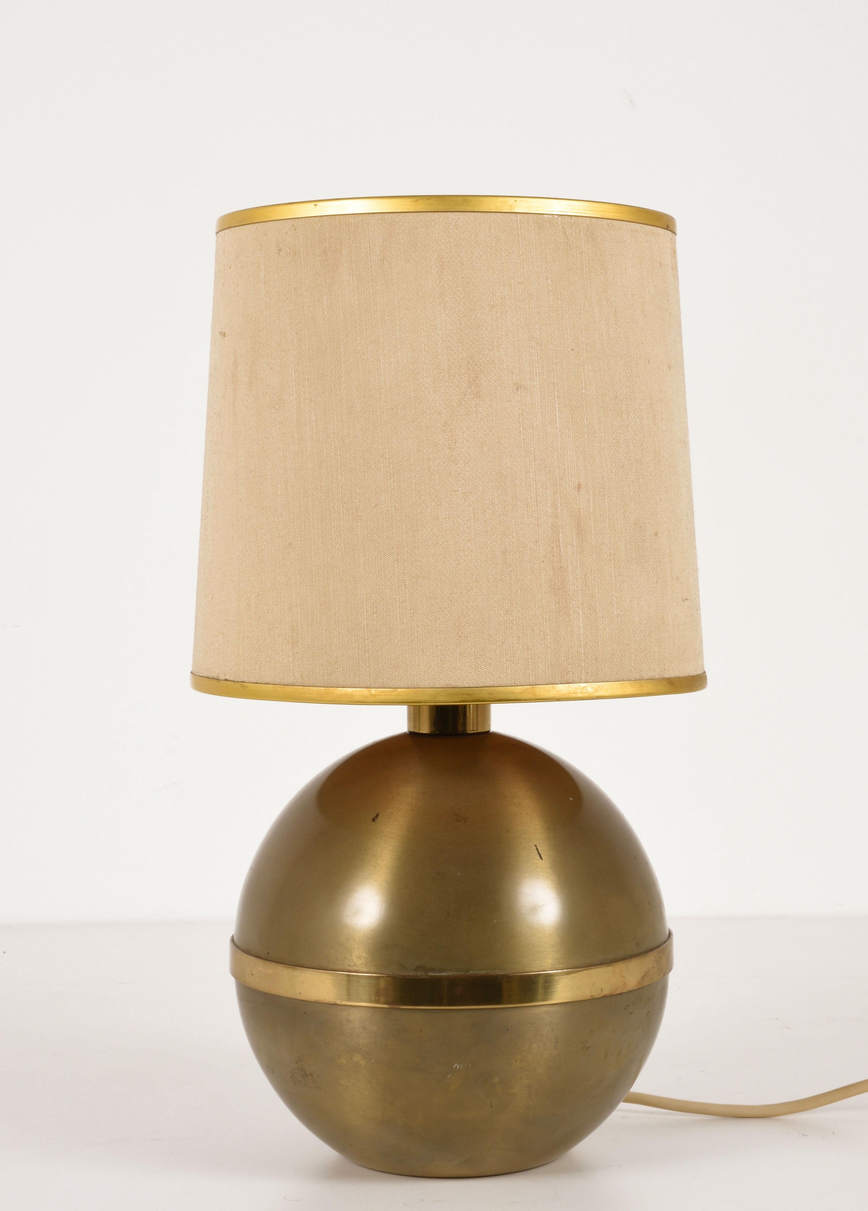 20th Century Reggiani, Table Lamp Italian Metal and Brass, Italy 1970s For Sale