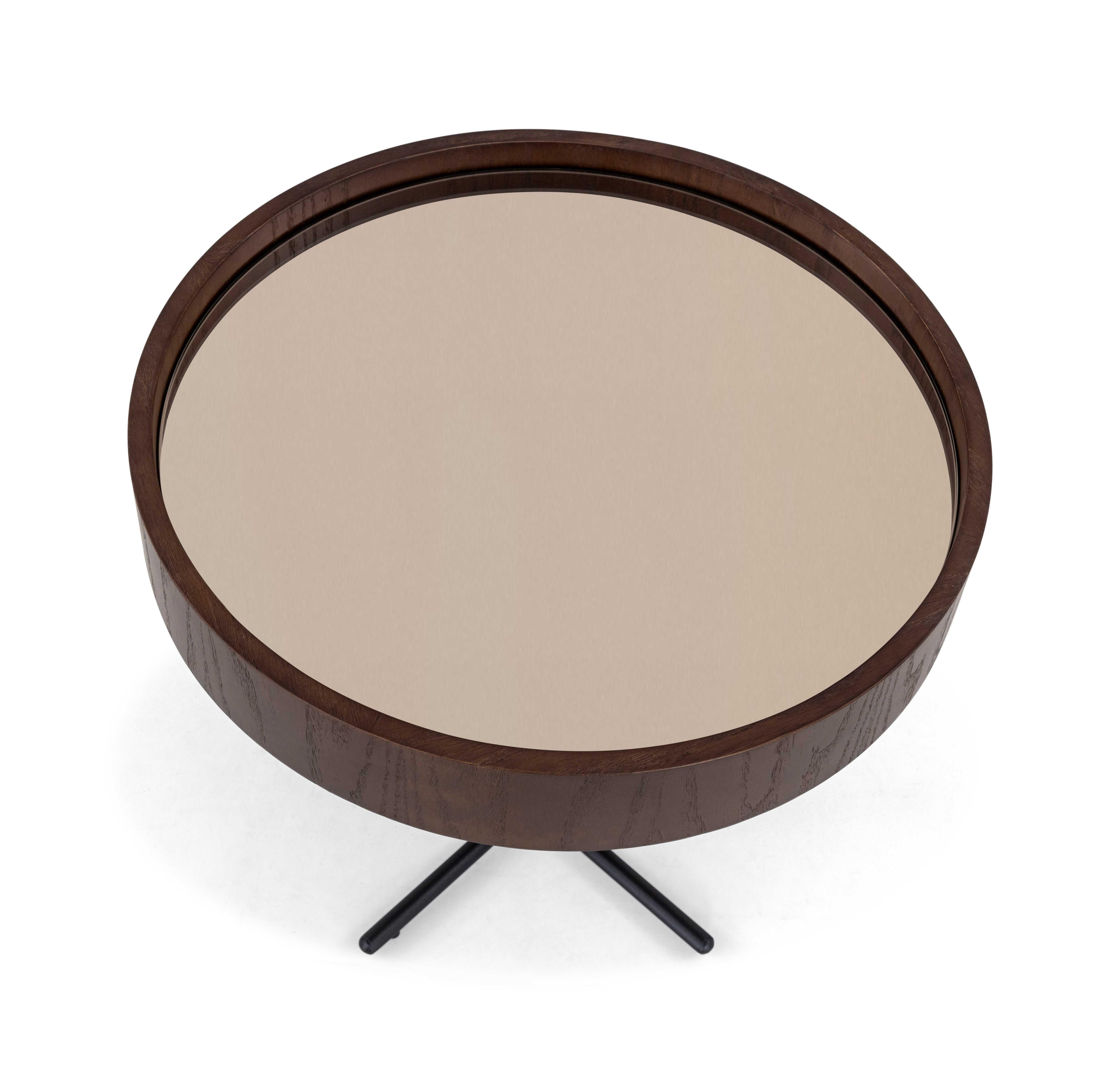 Moderne Table à café à plateau de 27 po avec miroir en bronze et fini Imbuia - The Collective en vente