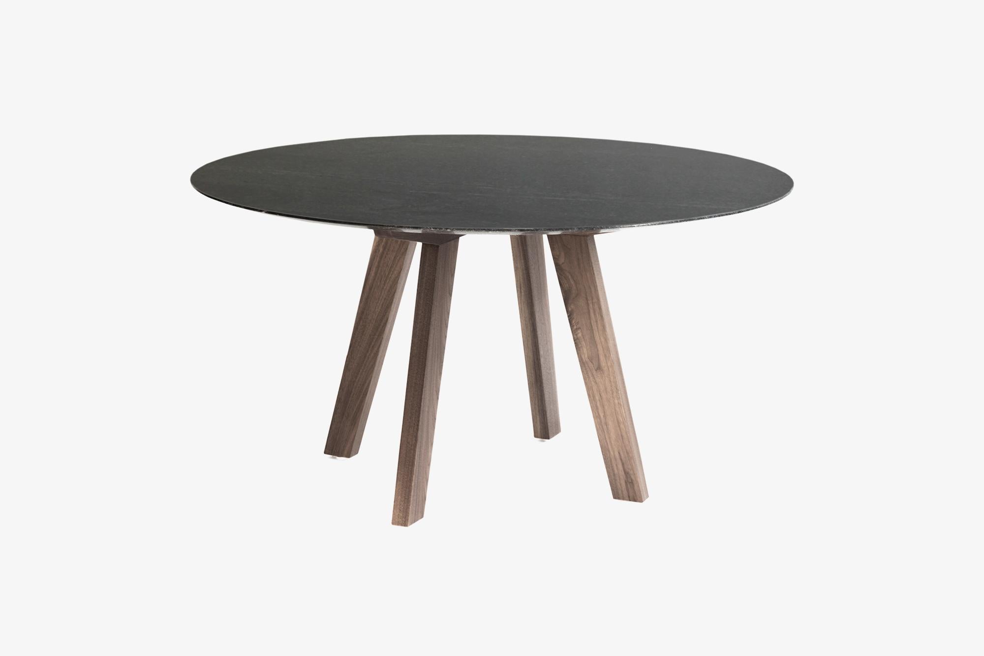 Mexicain Regia, table ronde en granit et en Wood. en vente