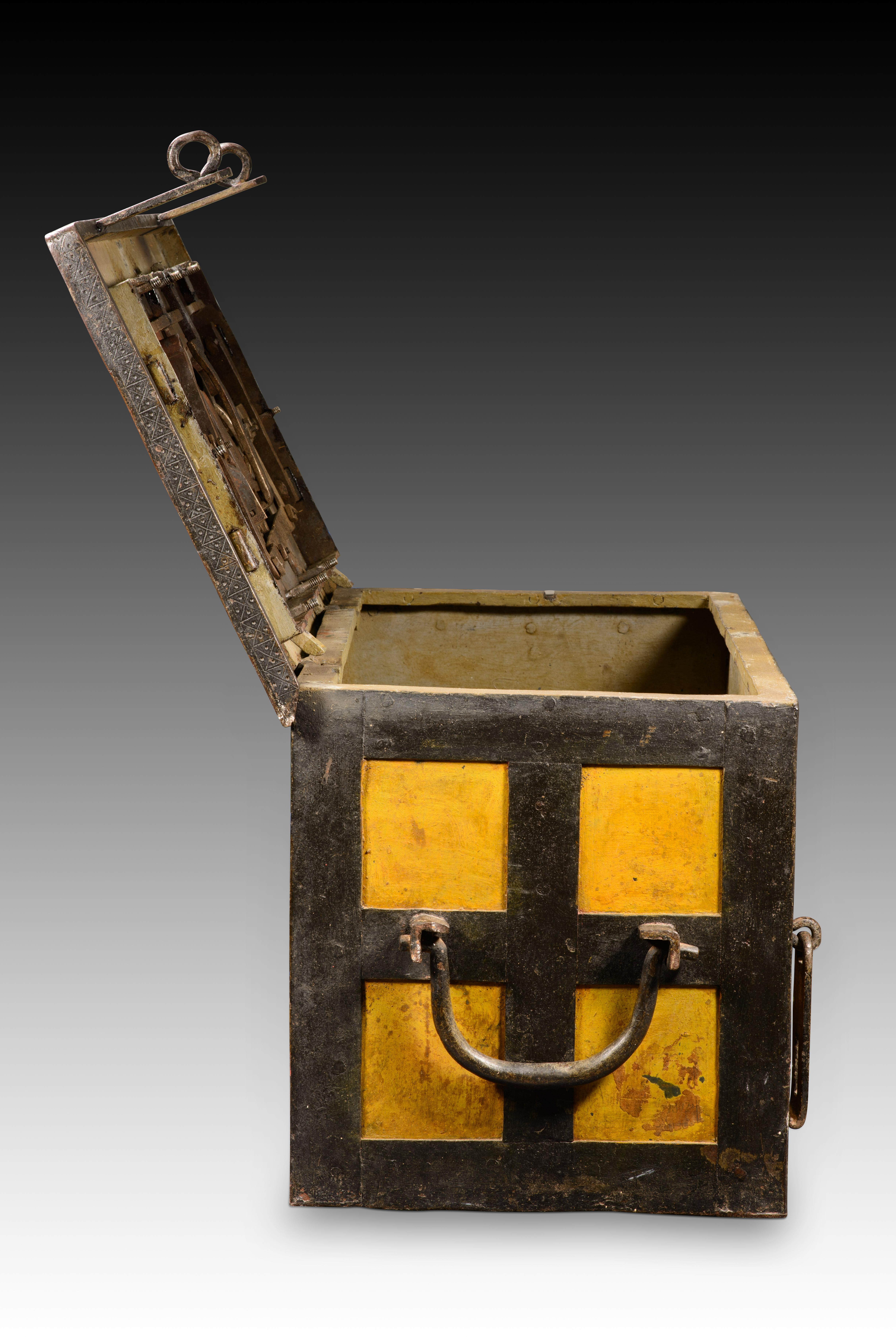 Regimental cash box. Iron. Possibly Germany, 18th century. For Sale 4