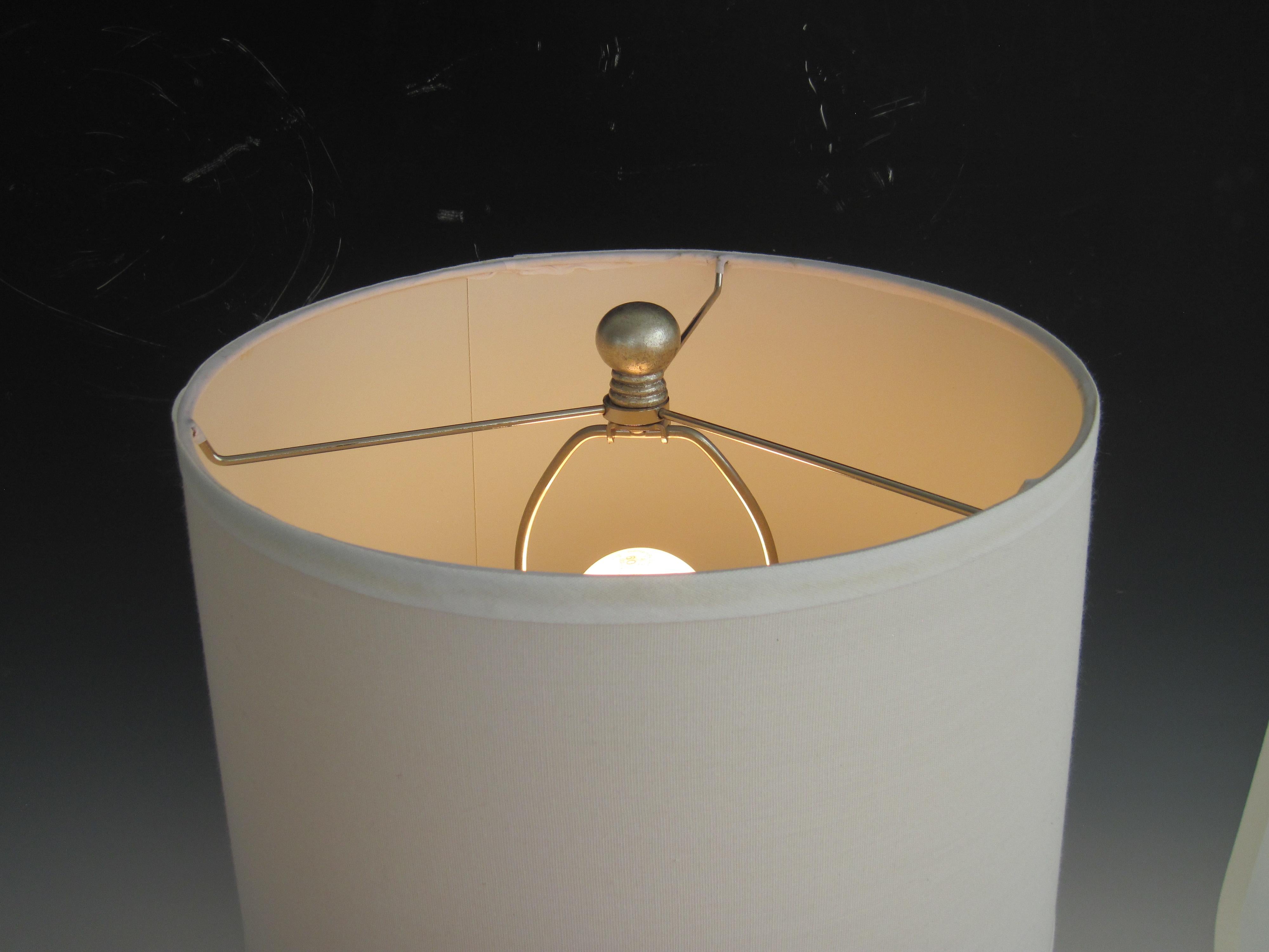 Lampe de table empilée Sea Urchin attribuée à Regina Andrews en vente 1