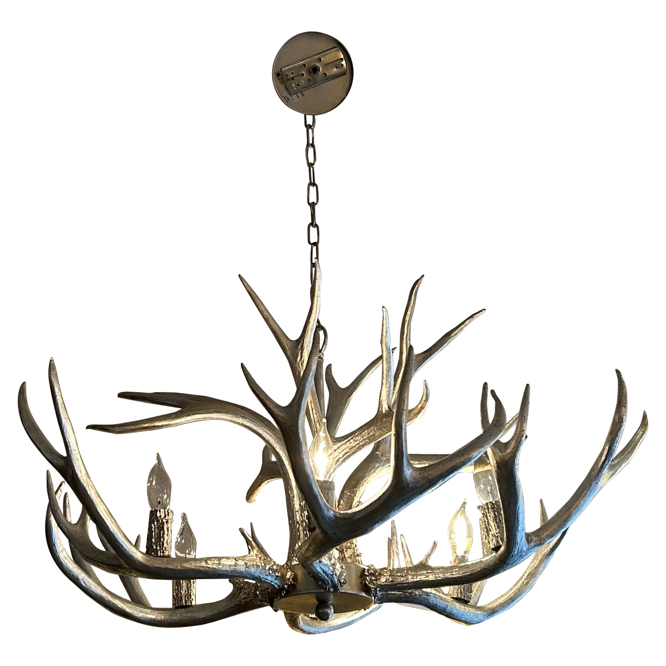 Regina Andrews Llamativa Lámpara de 6 Luces de Asta de Imitación a Hoja de Plata en venta